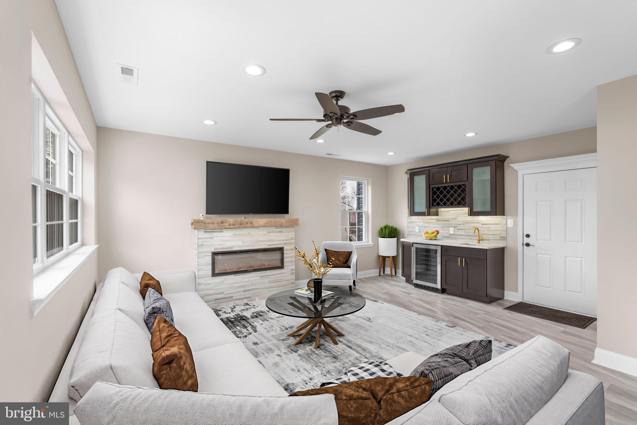 HUNTINGDON HILLS - Residential