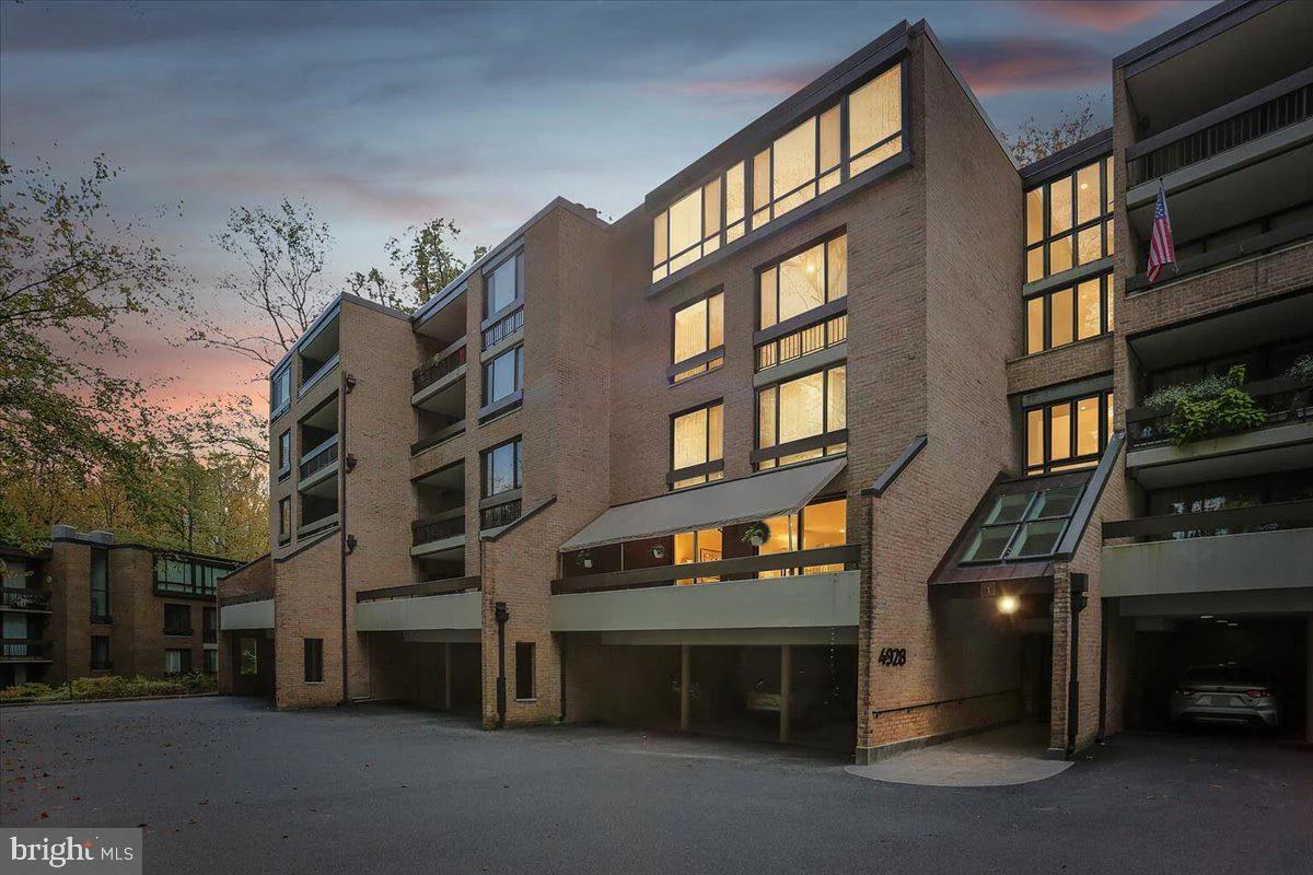 4928 Sentinel Drive Unit 1-106