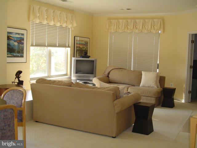 STRATFORD - Residential Lease