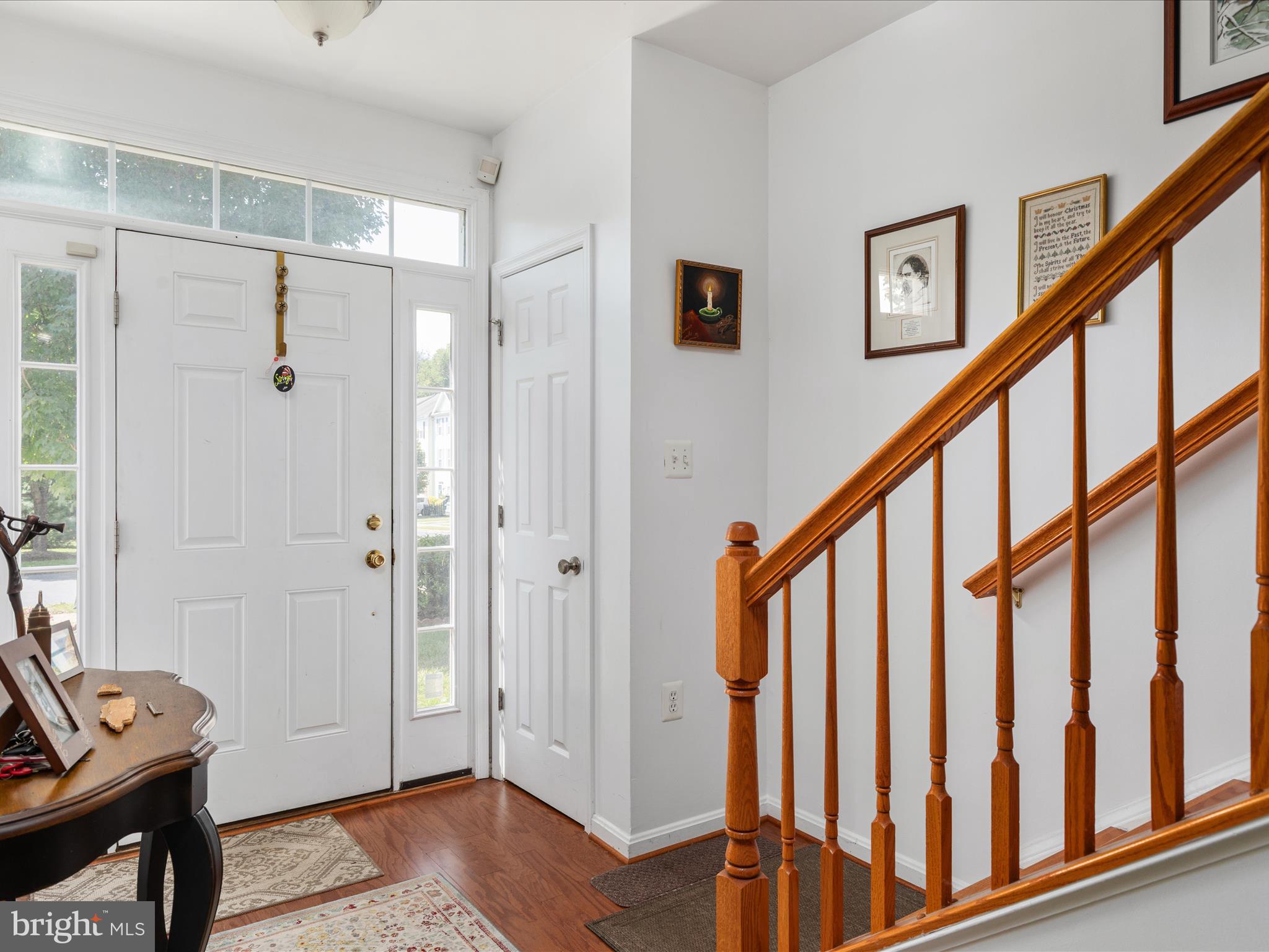 COLONIAL HILLS - Residential