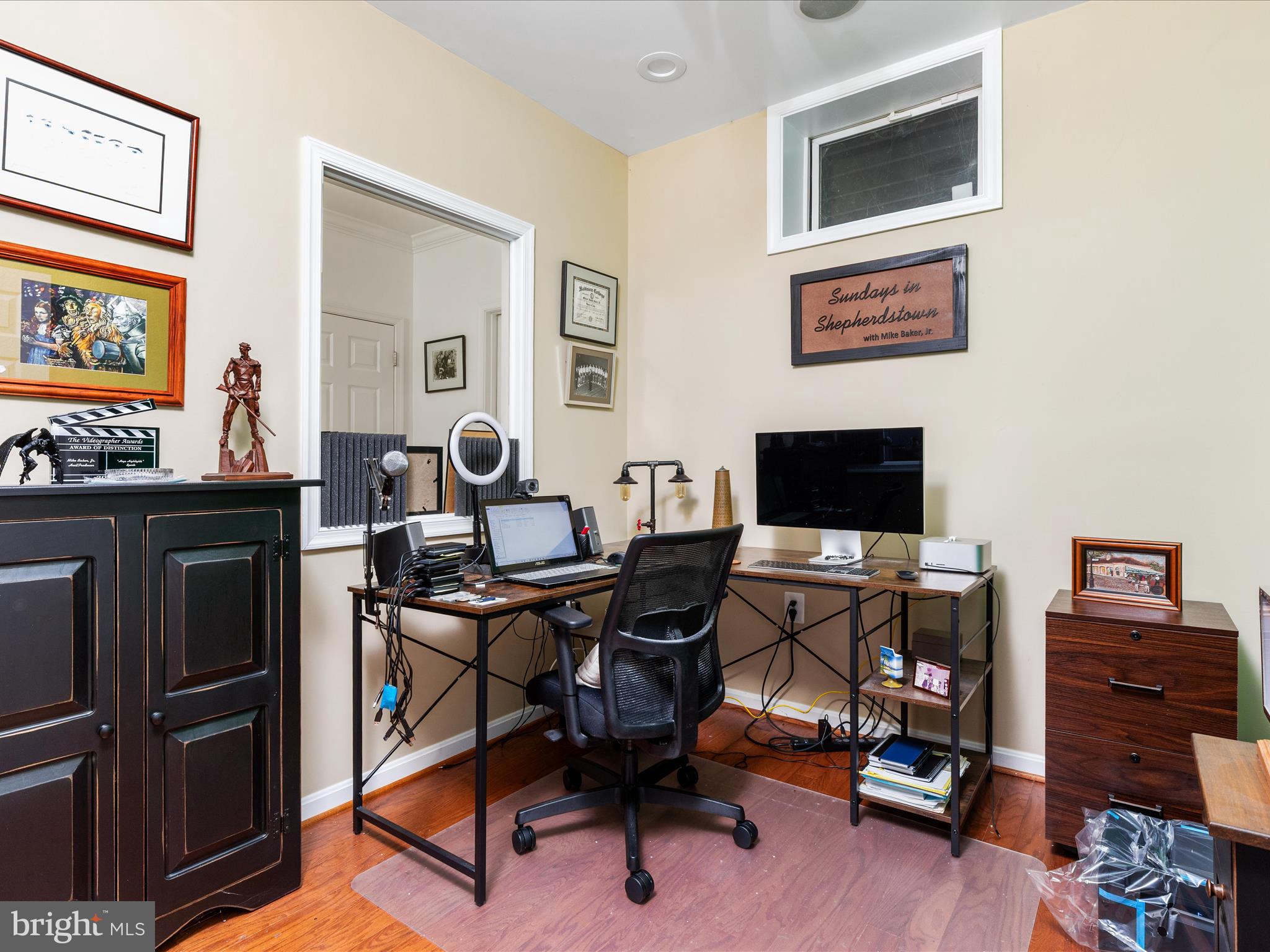 COLONIAL HILLS - Residential