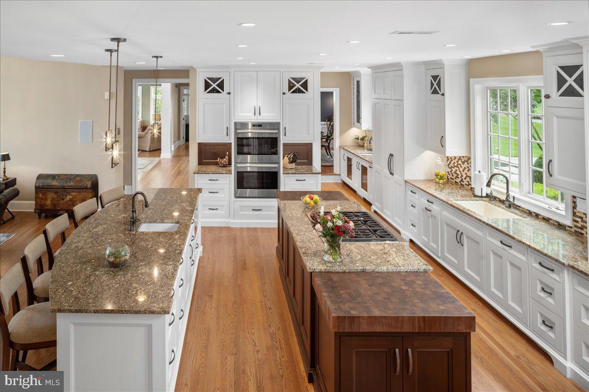 HIGHLAND WOODS - Residential