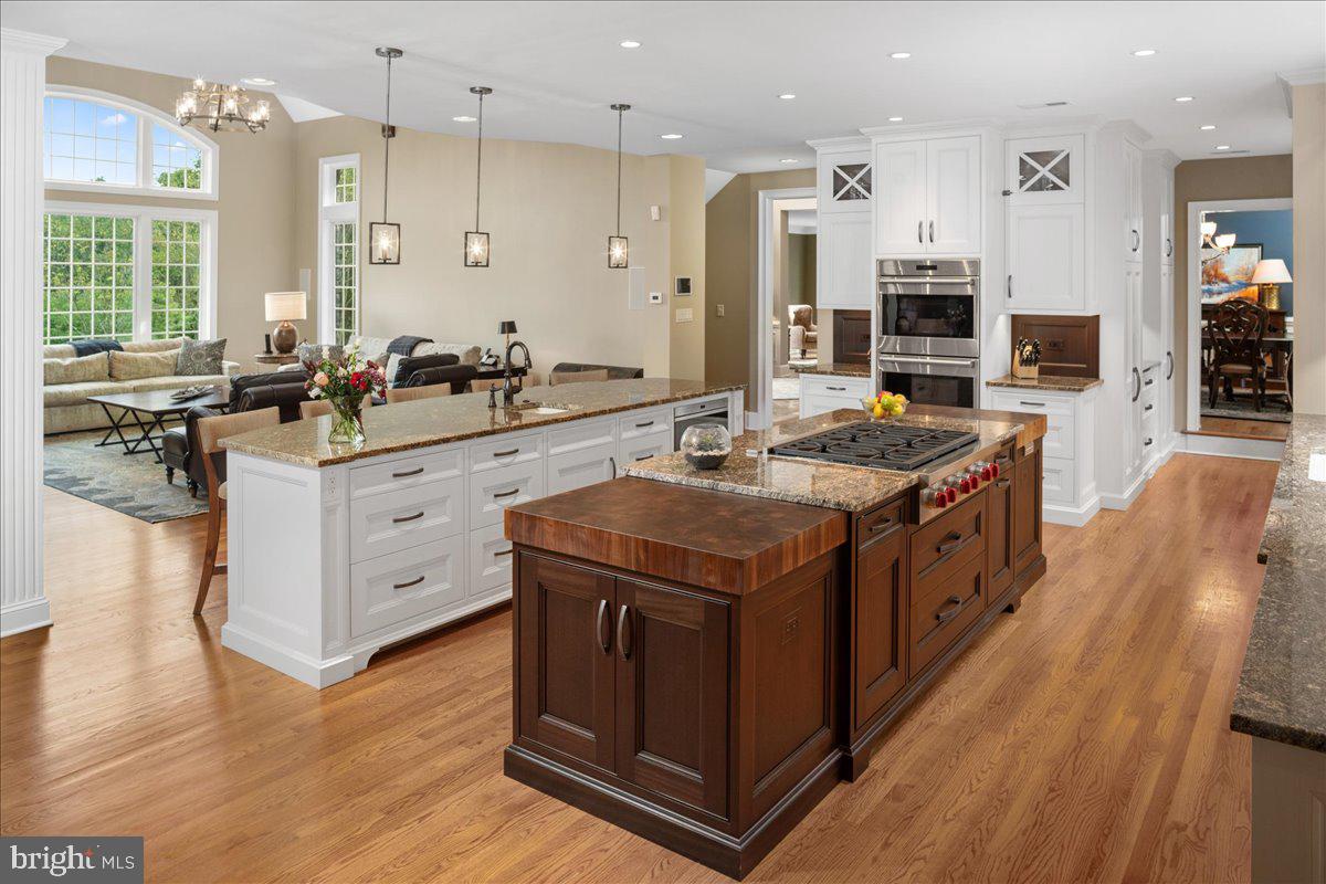 HIGHLAND WOODS - Residential