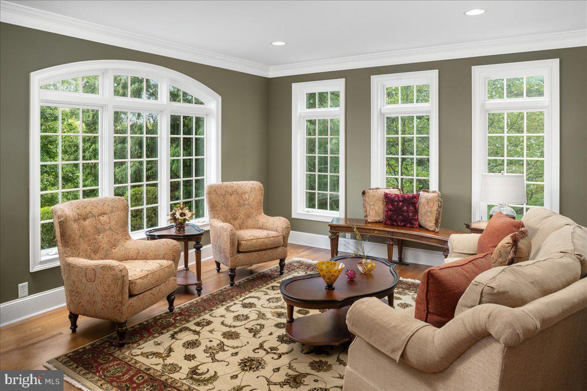 HIGHLAND WOODS - Residential