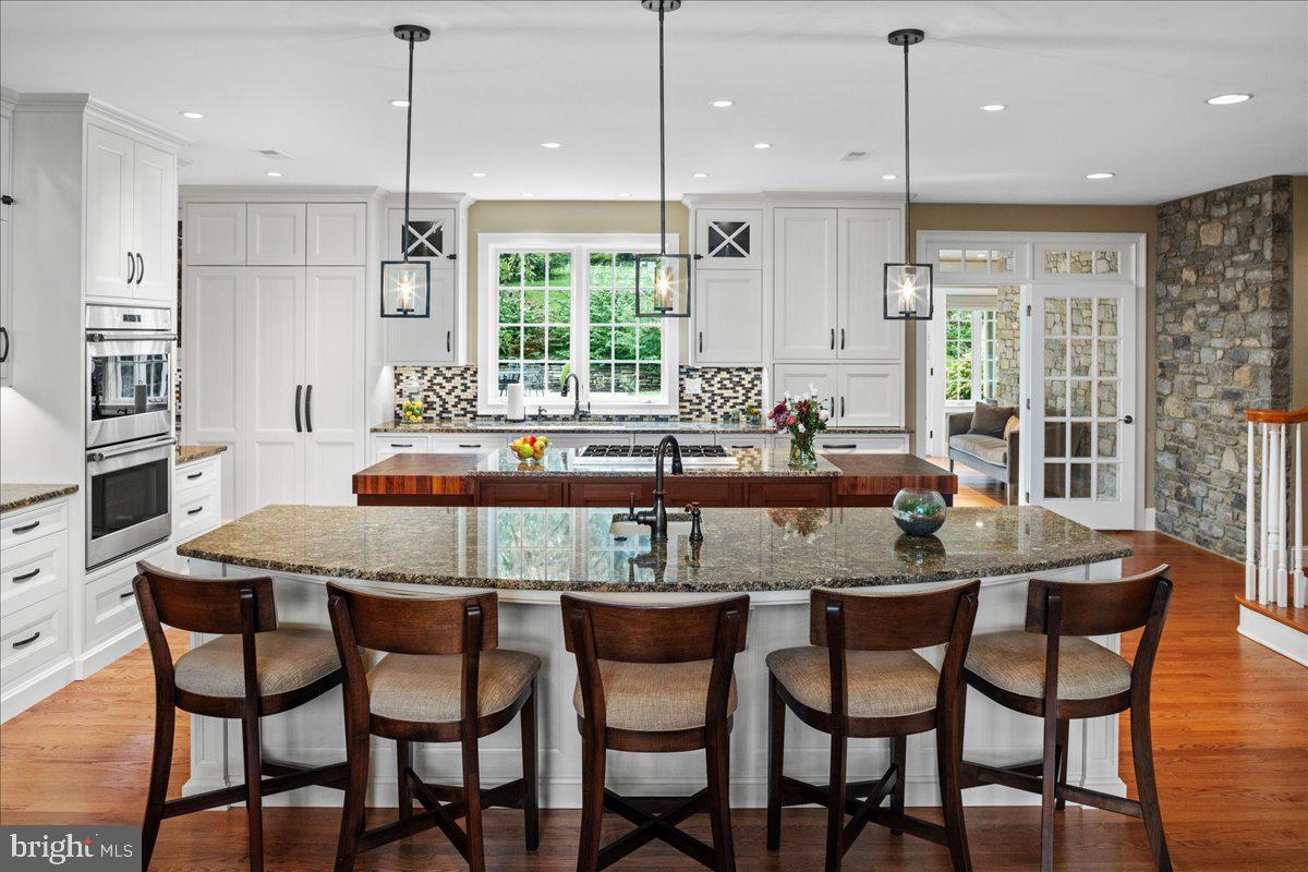 HIGHLAND WOODS - Residential