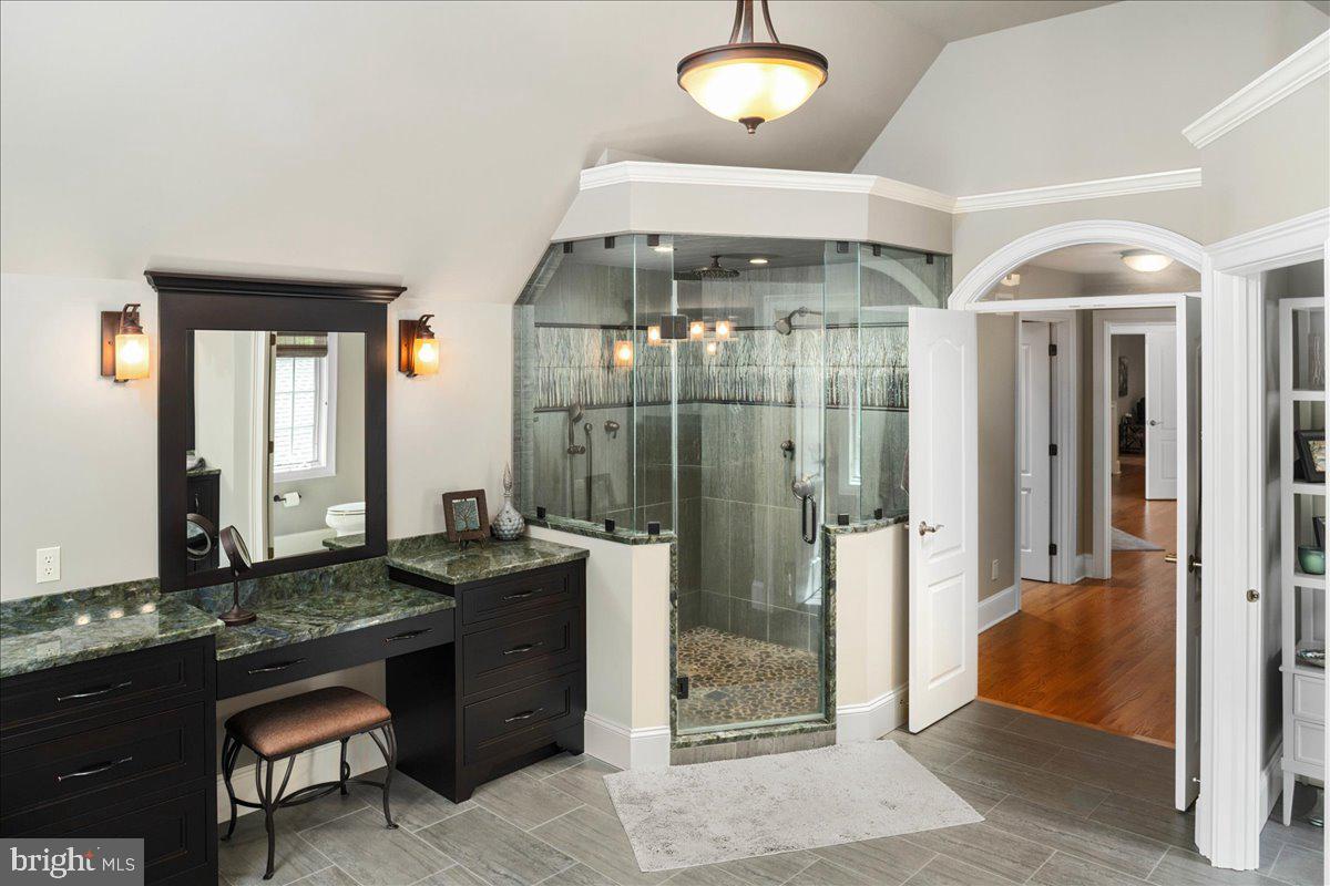 HIGHLAND WOODS - Residential