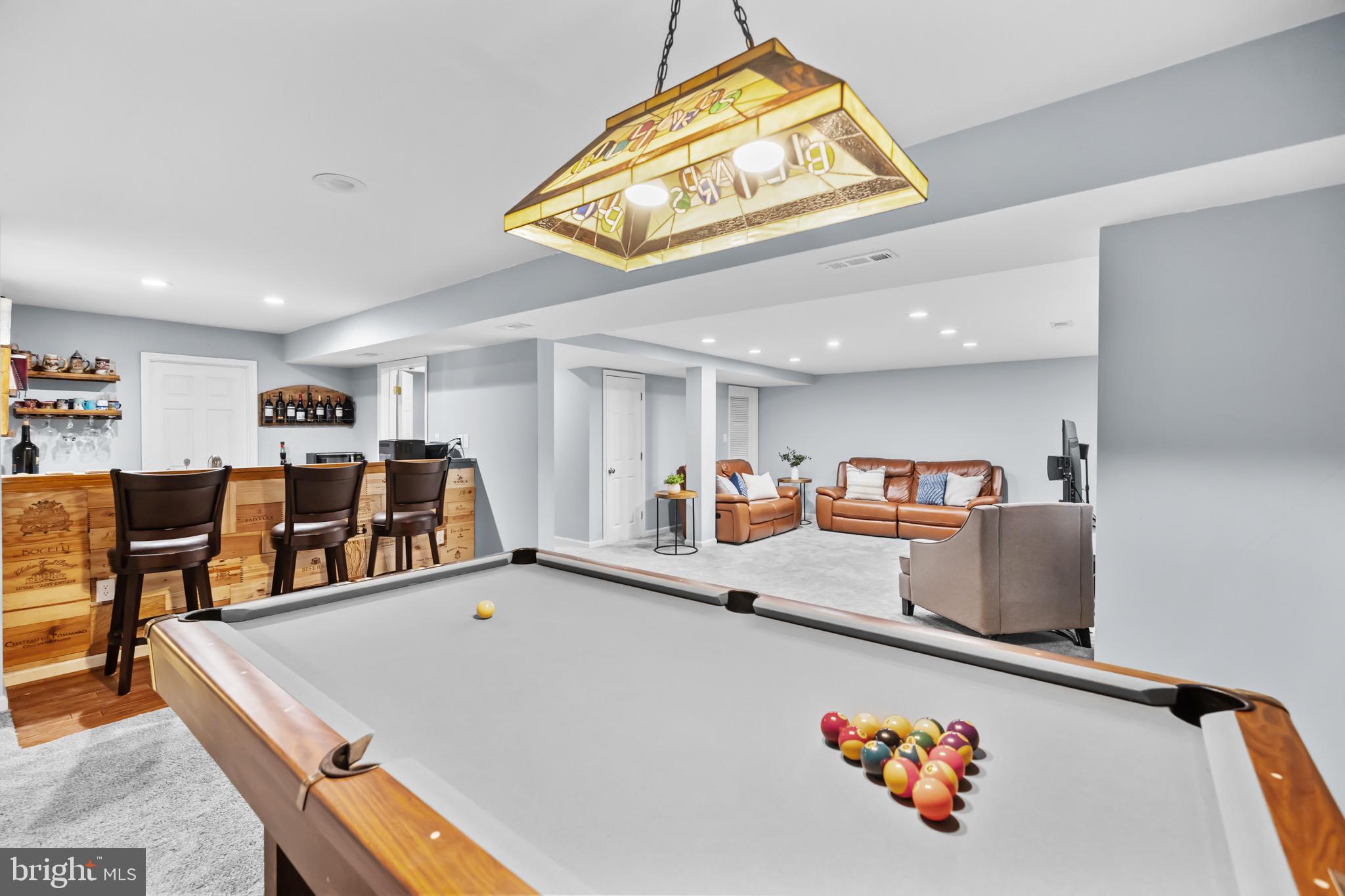 ASHBURN FARM - Residential