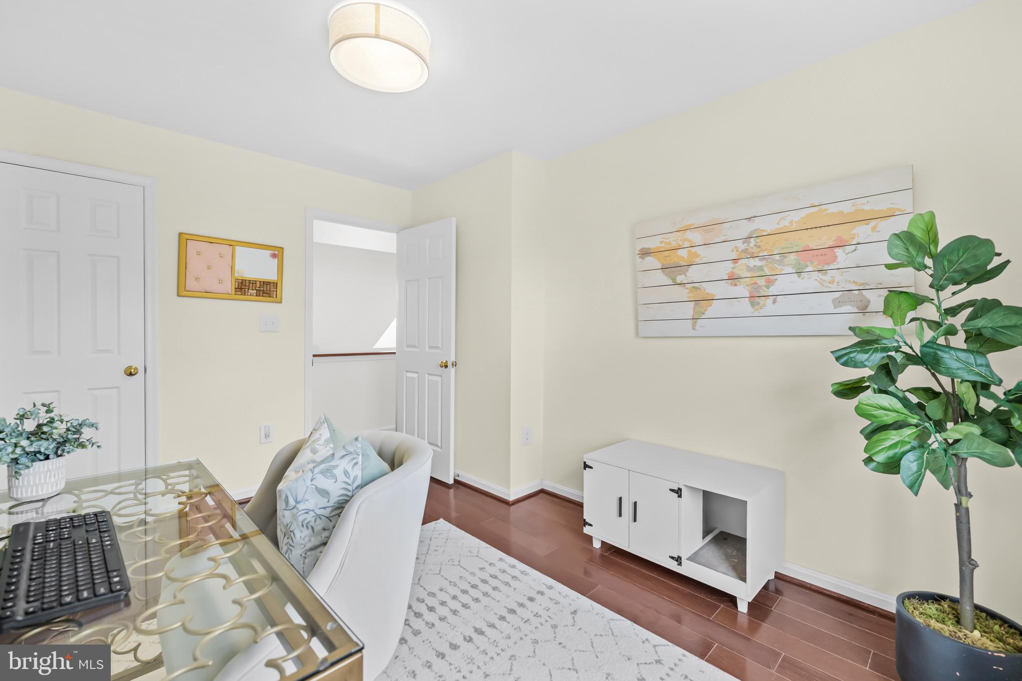 ASHBURN FARM - Residential