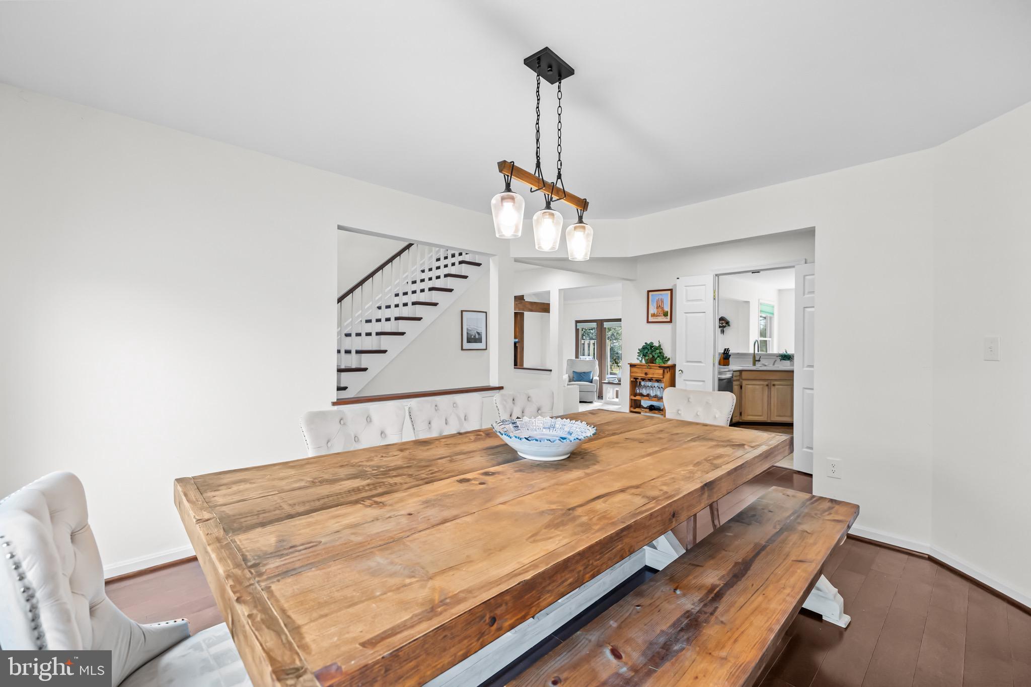 ASHBURN FARM - Residential