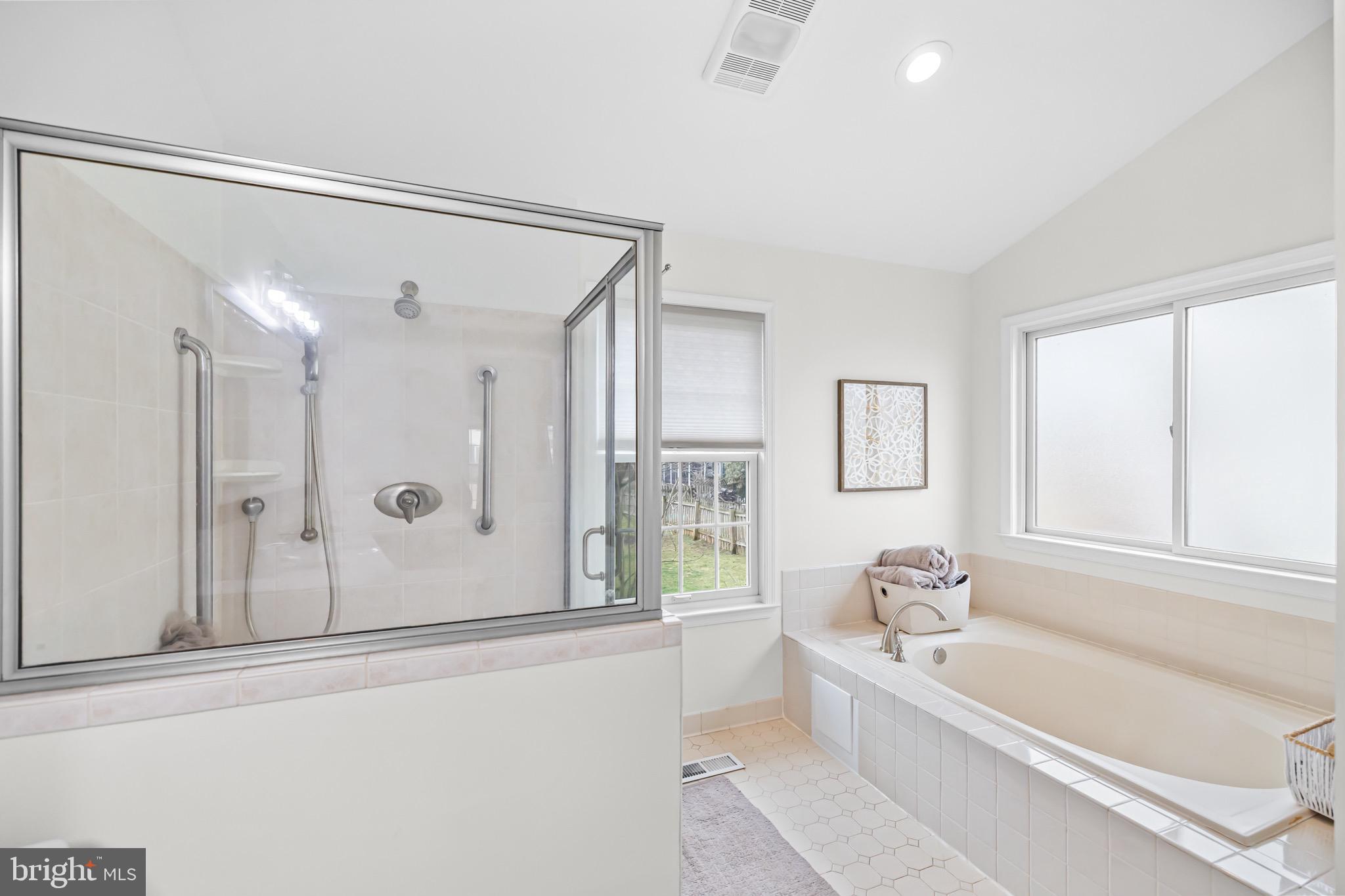 ASHBURN FARM - Residential