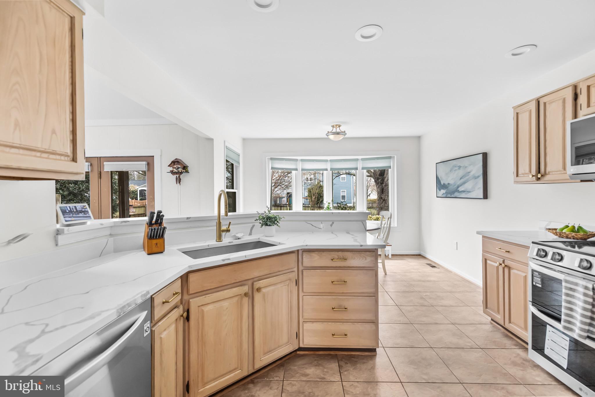 ASHBURN FARM - Residential