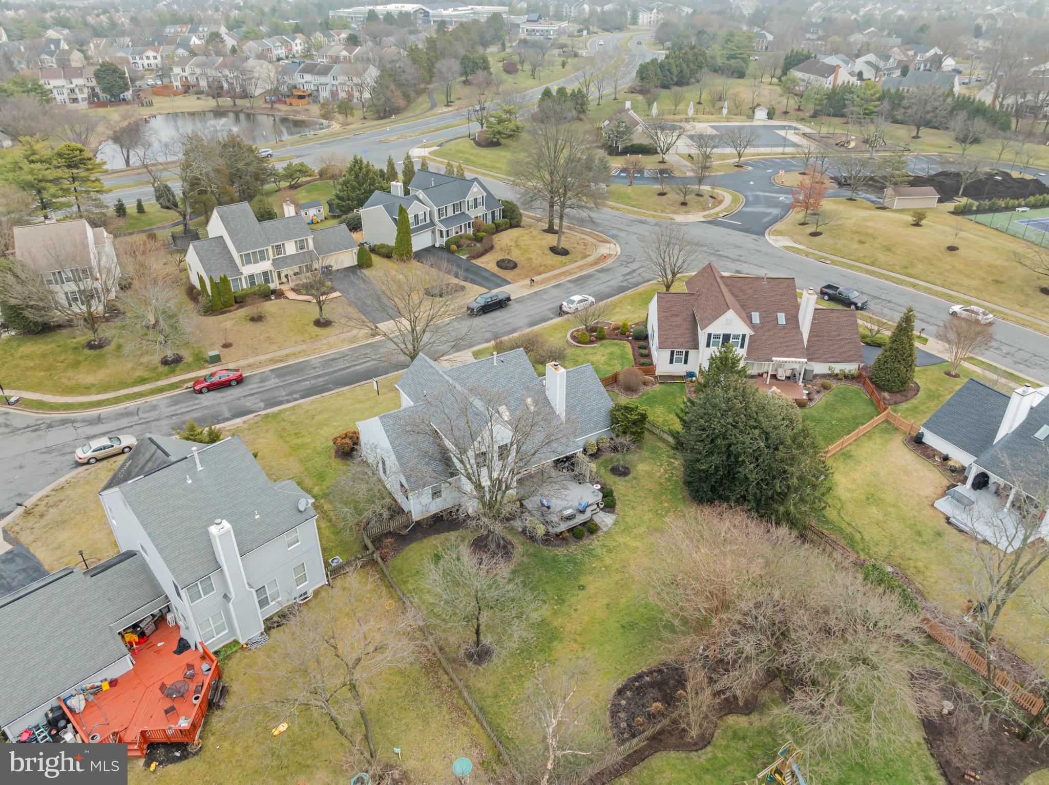 ASHBURN FARM - Residential