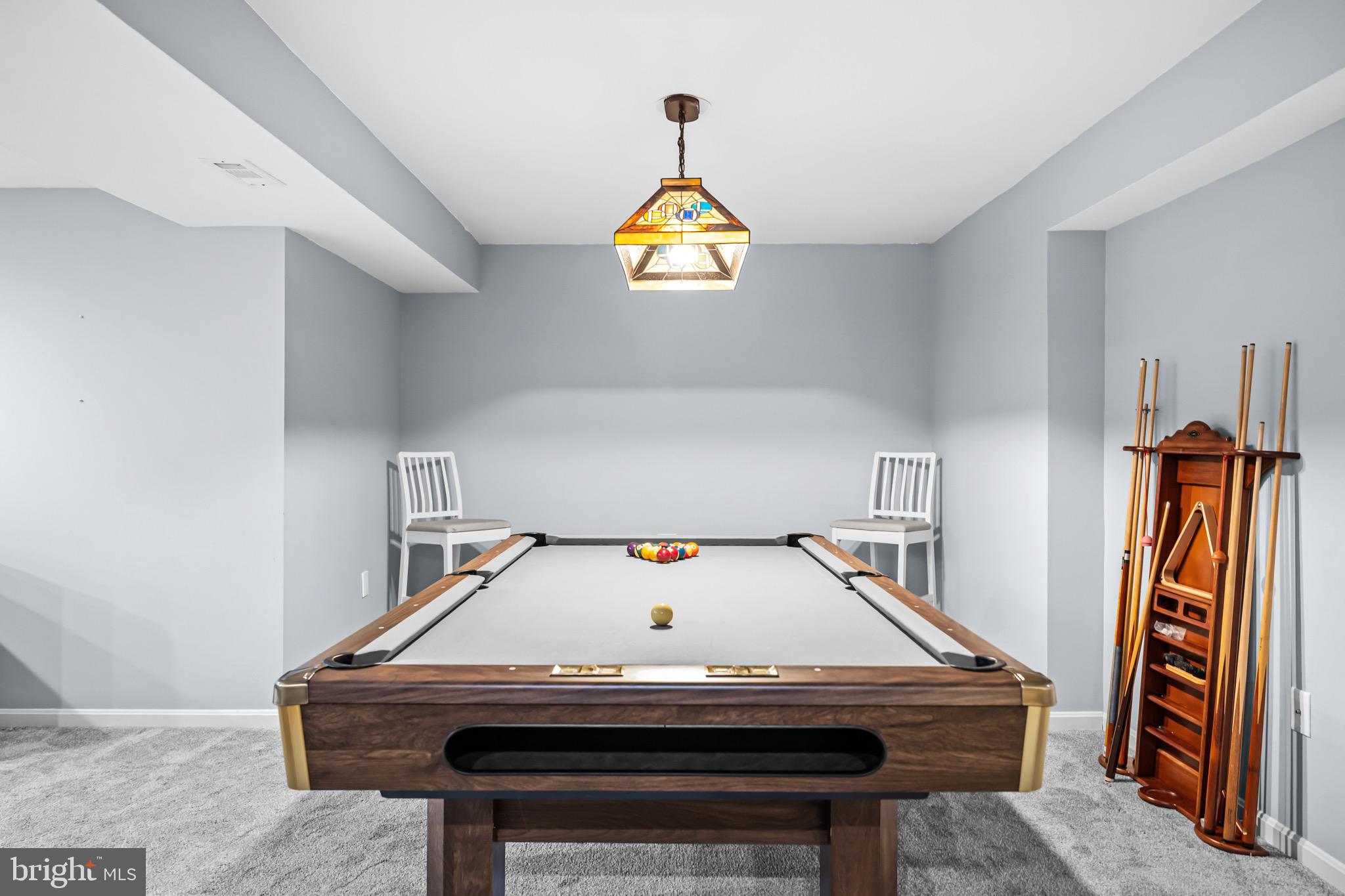 ASHBURN FARM - Residential