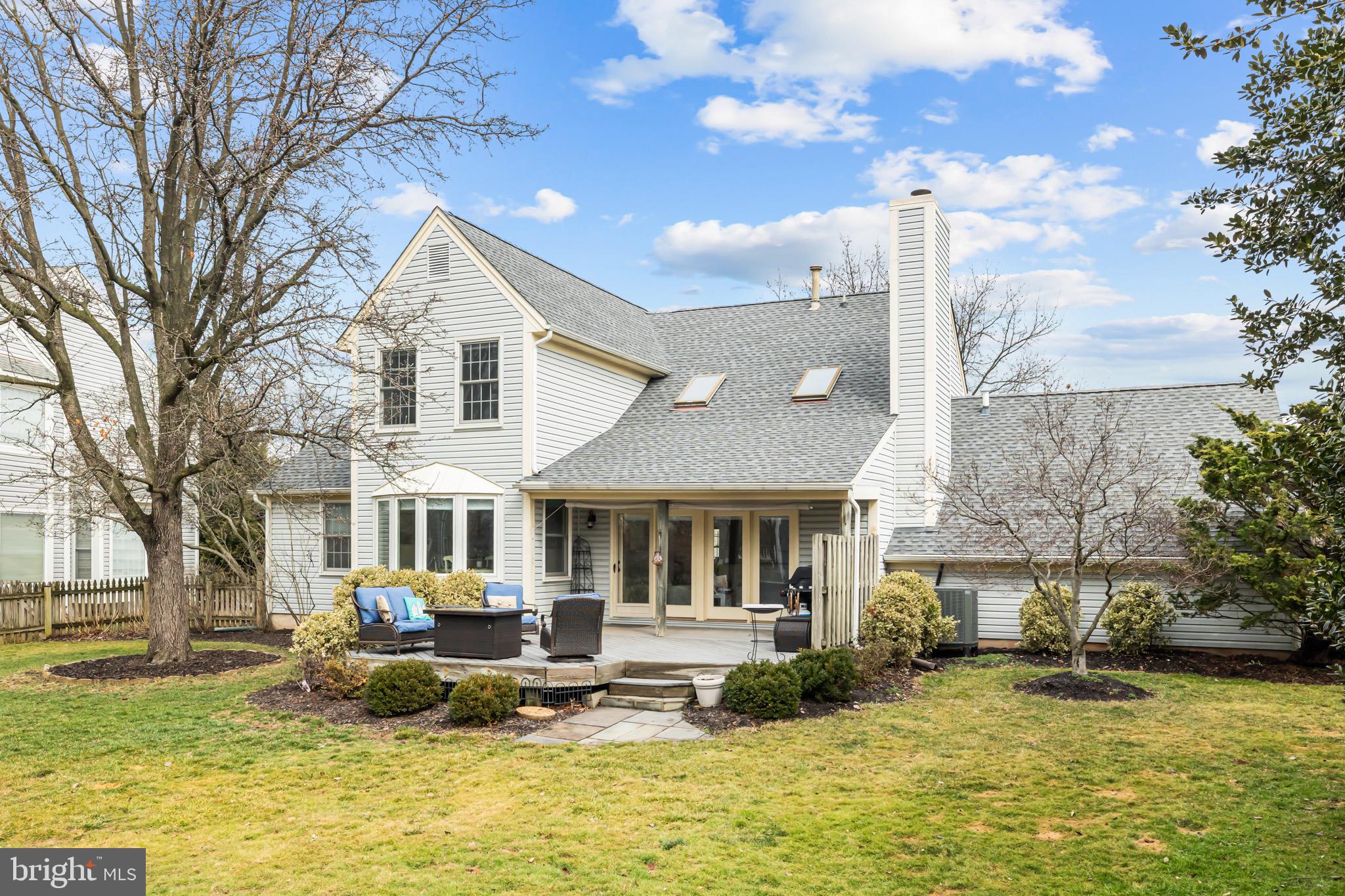 ASHBURN FARM - Residential