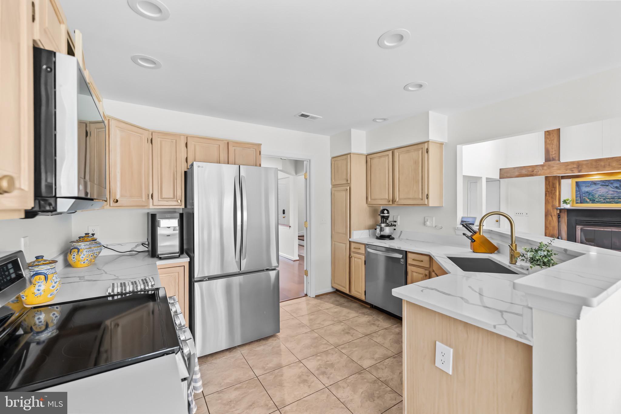 ASHBURN FARM - Residential