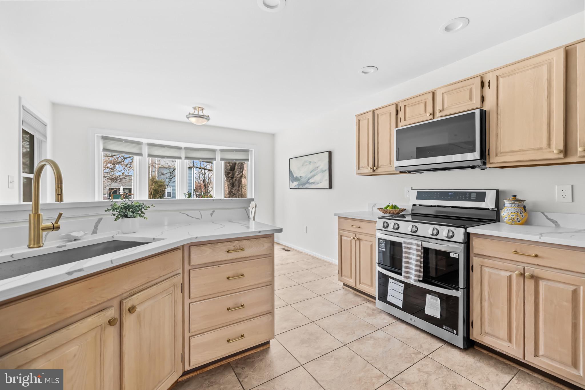 ASHBURN FARM - Residential