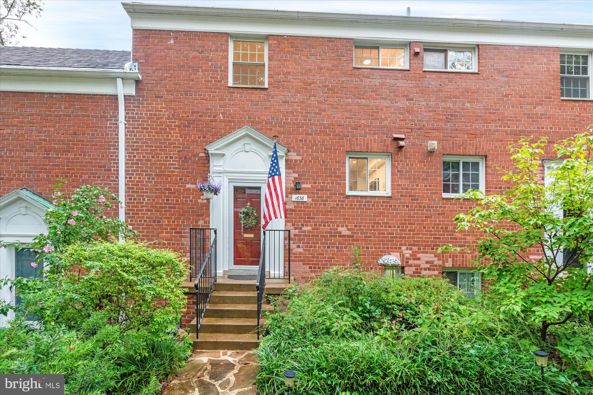 1638 PRESTON ROAD 809