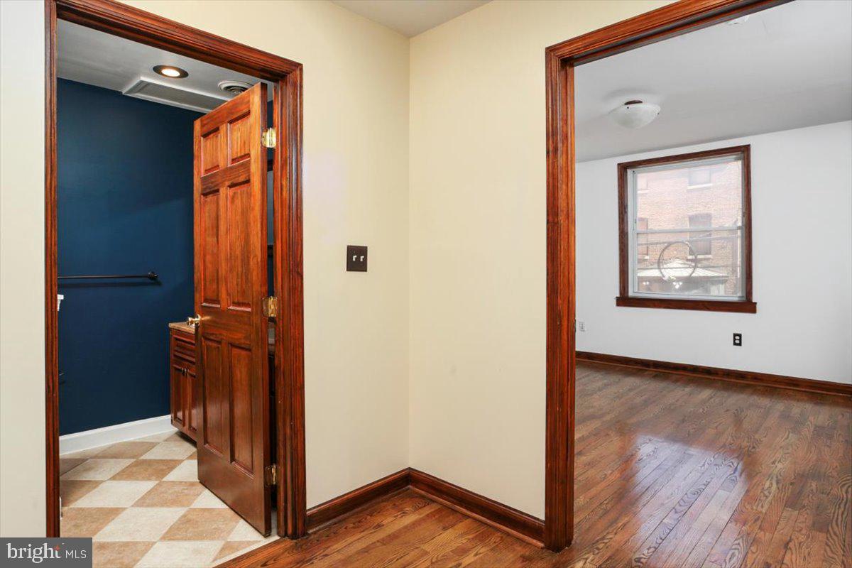 MOUNT VERNON PLACE HISTORIC DISTRICT - Residential