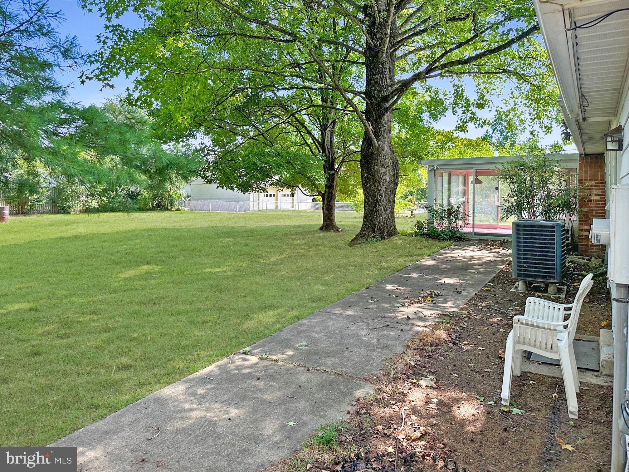 WARRENTON LAKES - Residential