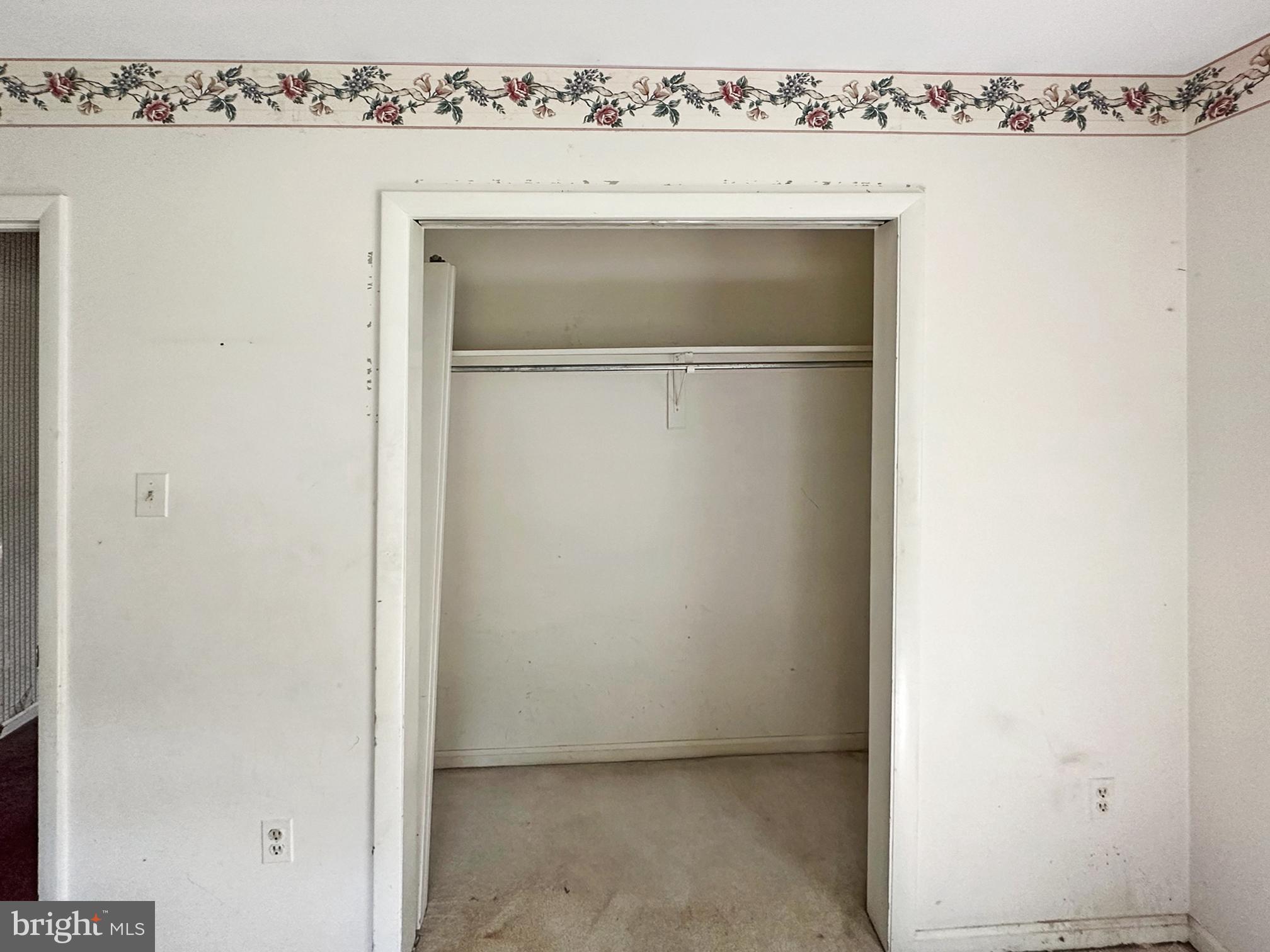 WARRENTON LAKES - Residential