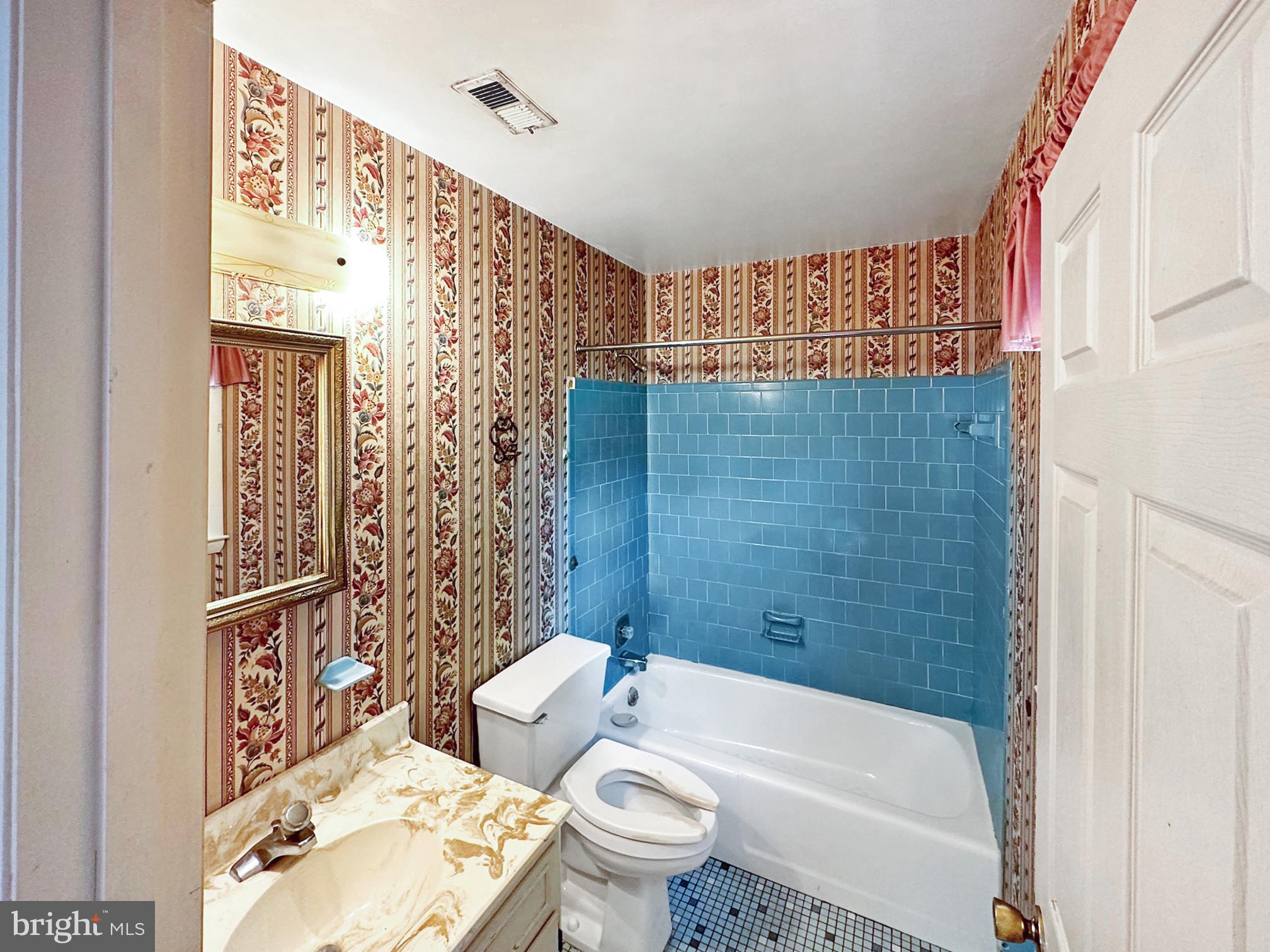 WARRENTON LAKES - Residential