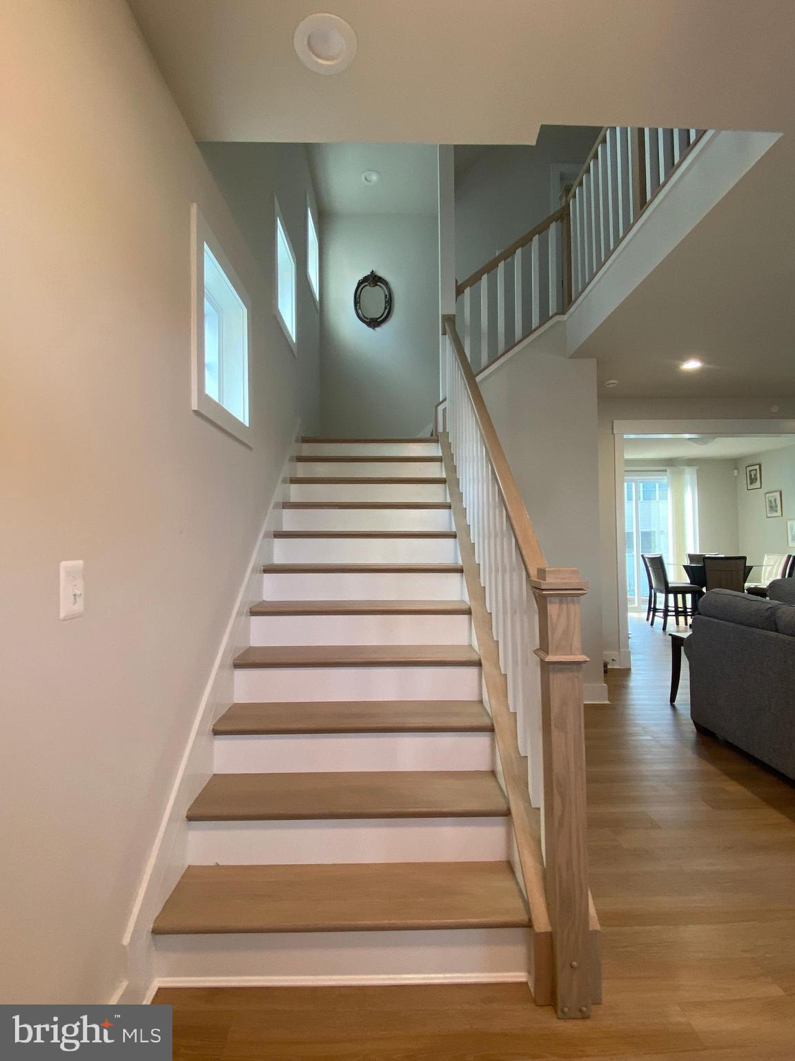 AVALON SHORES - Residential Lease