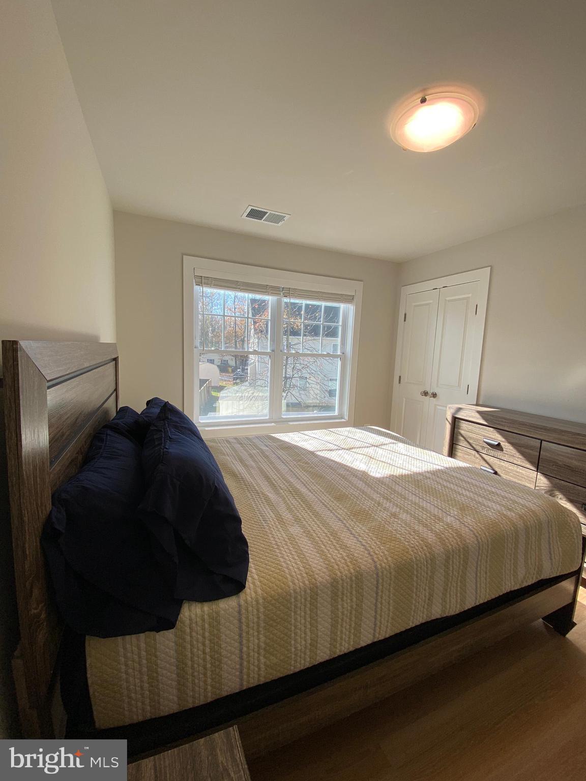 AVALON SHORES - Residential Lease