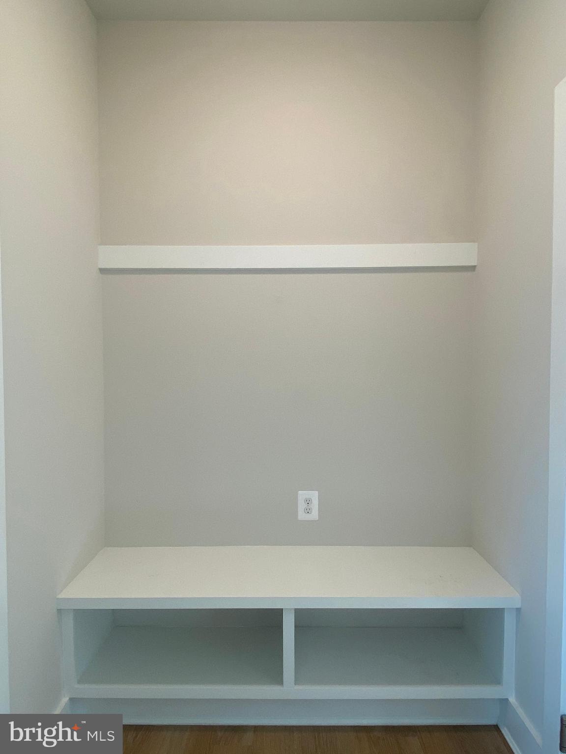 AVALON SHORES - Residential Lease