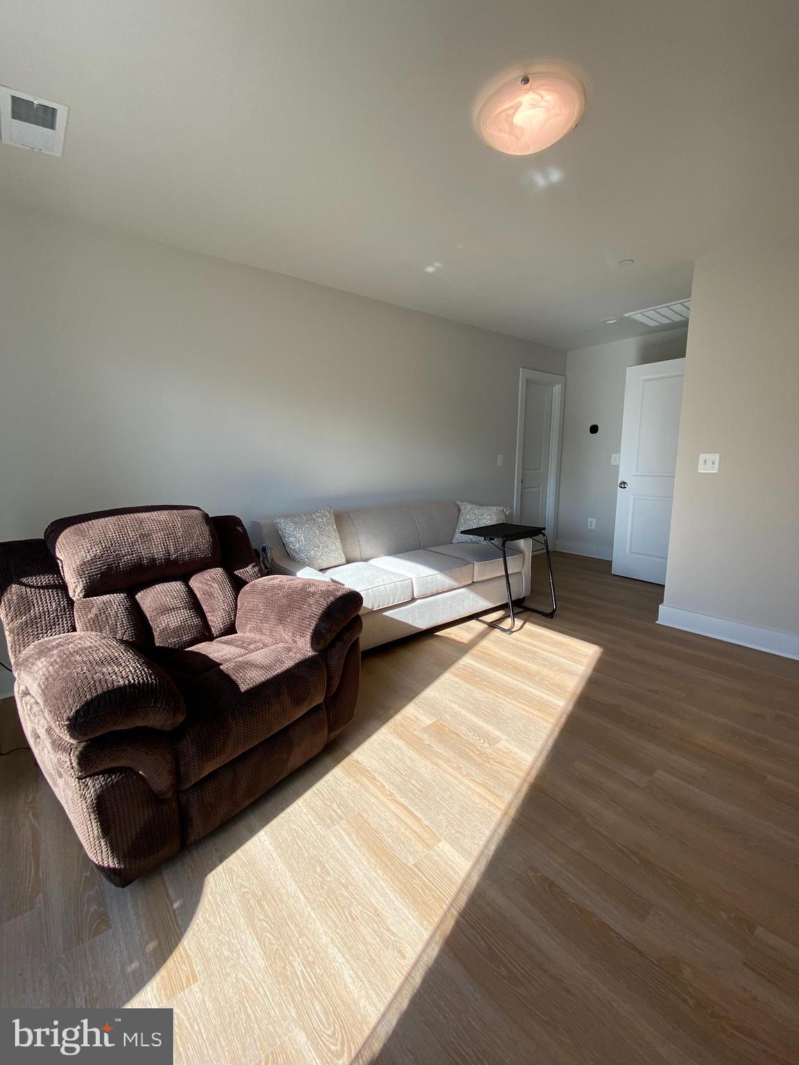 AVALON SHORES - Residential Lease