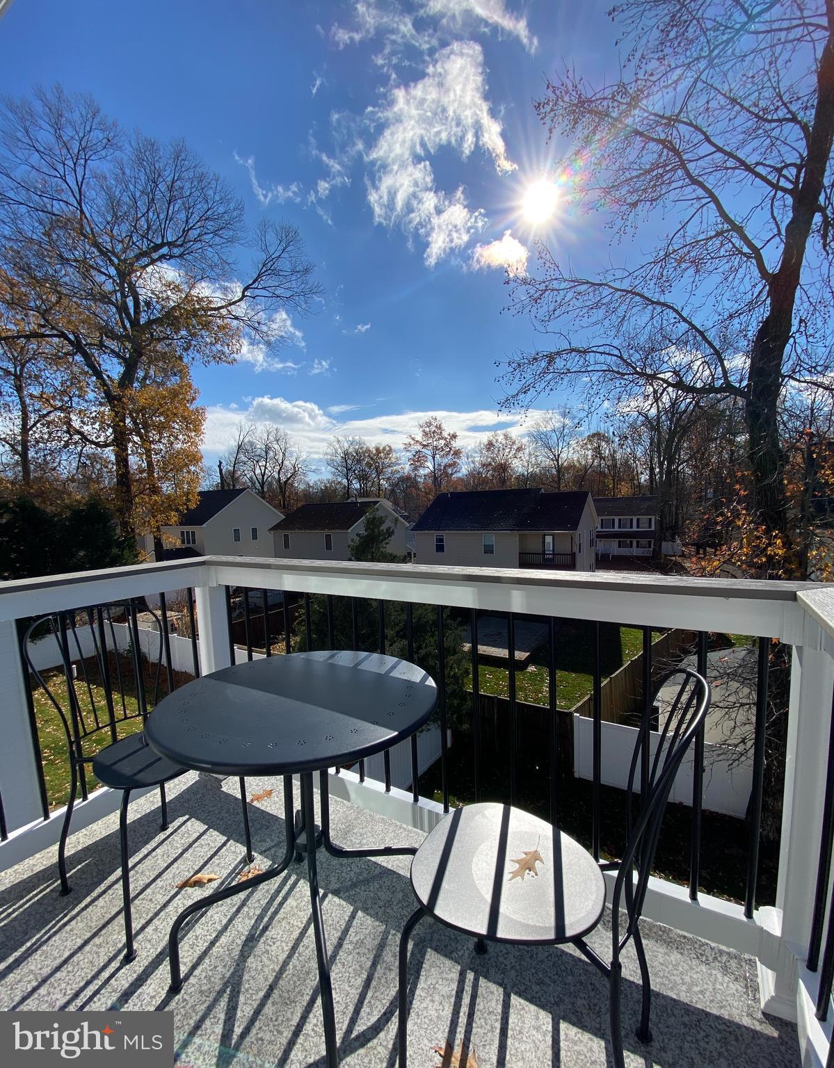 AVALON SHORES - Residential Lease