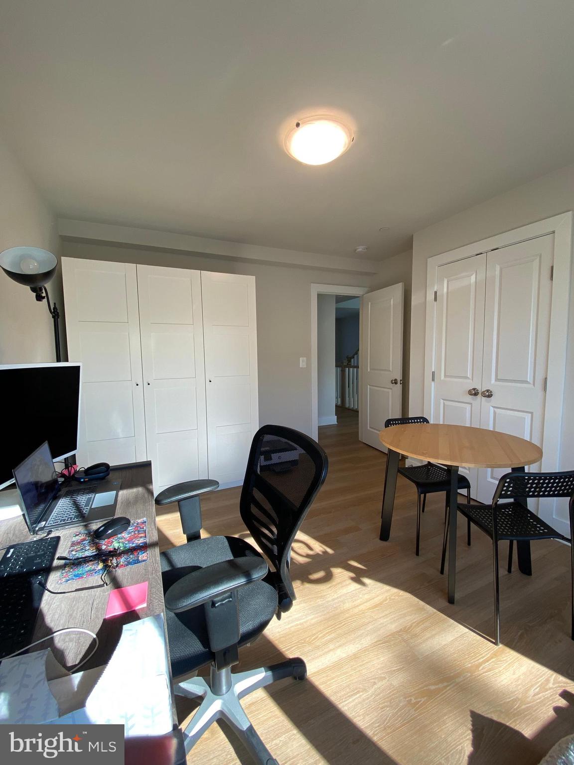 AVALON SHORES - Residential Lease