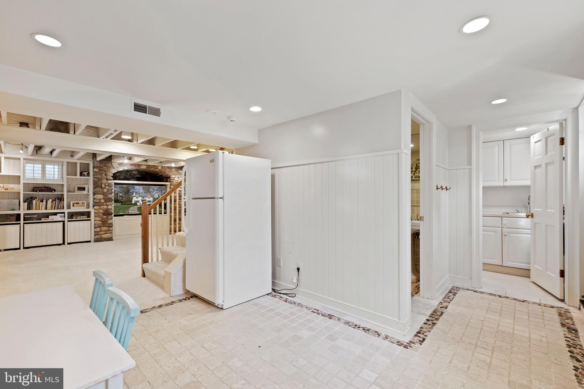 ROLLINGWOOD - Residential