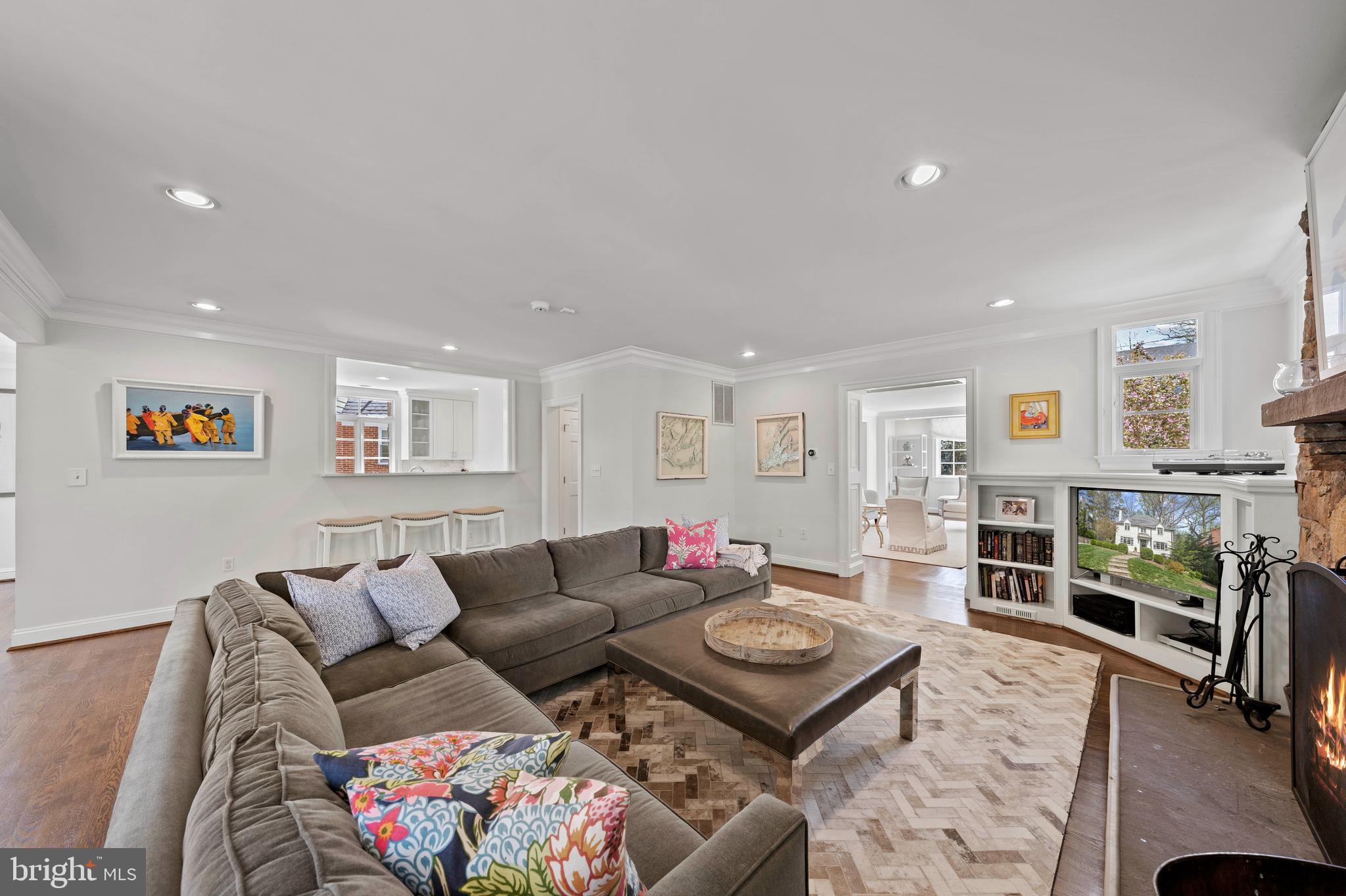 ROLLINGWOOD - Residential