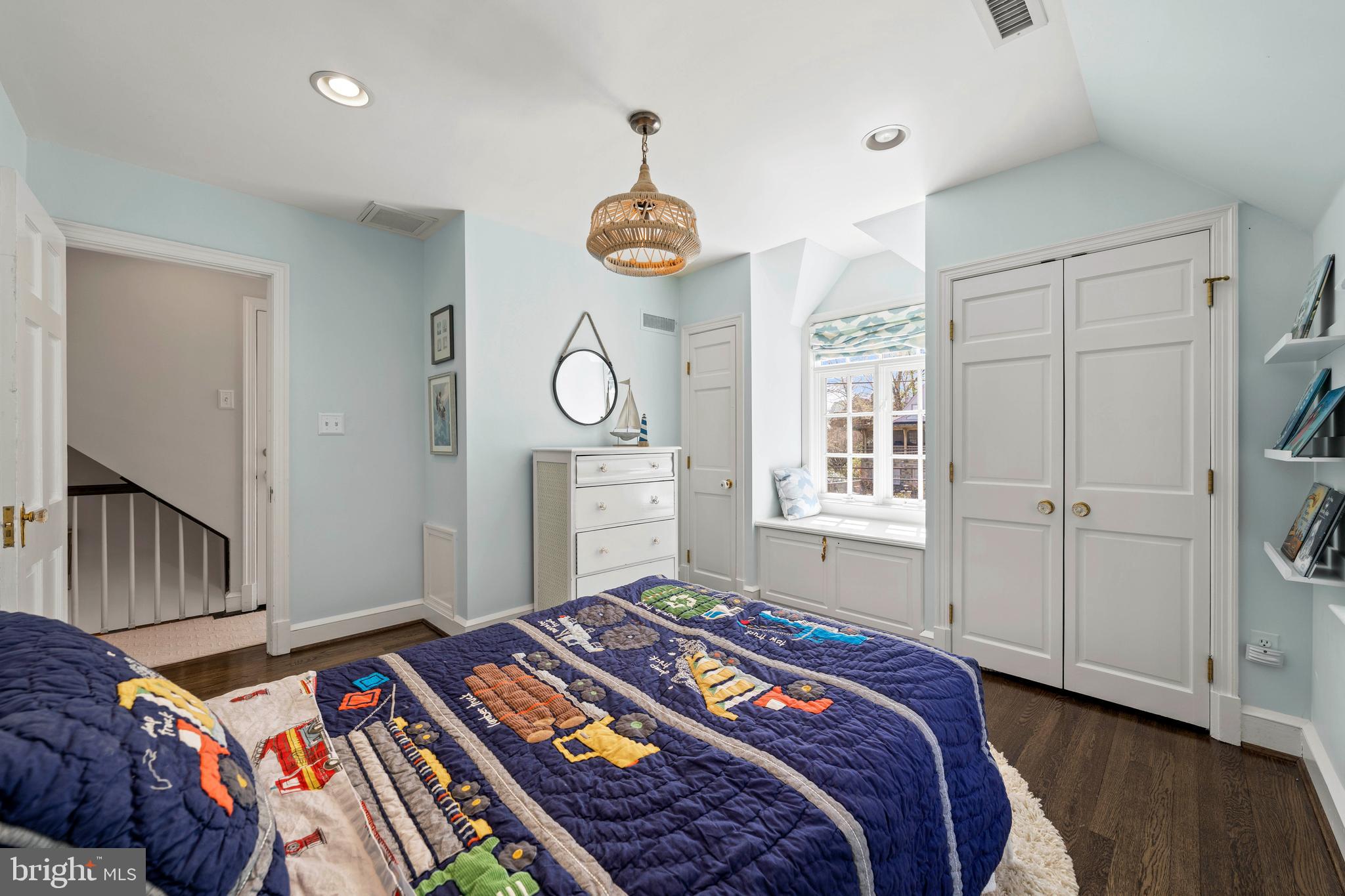 ROLLINGWOOD - Residential