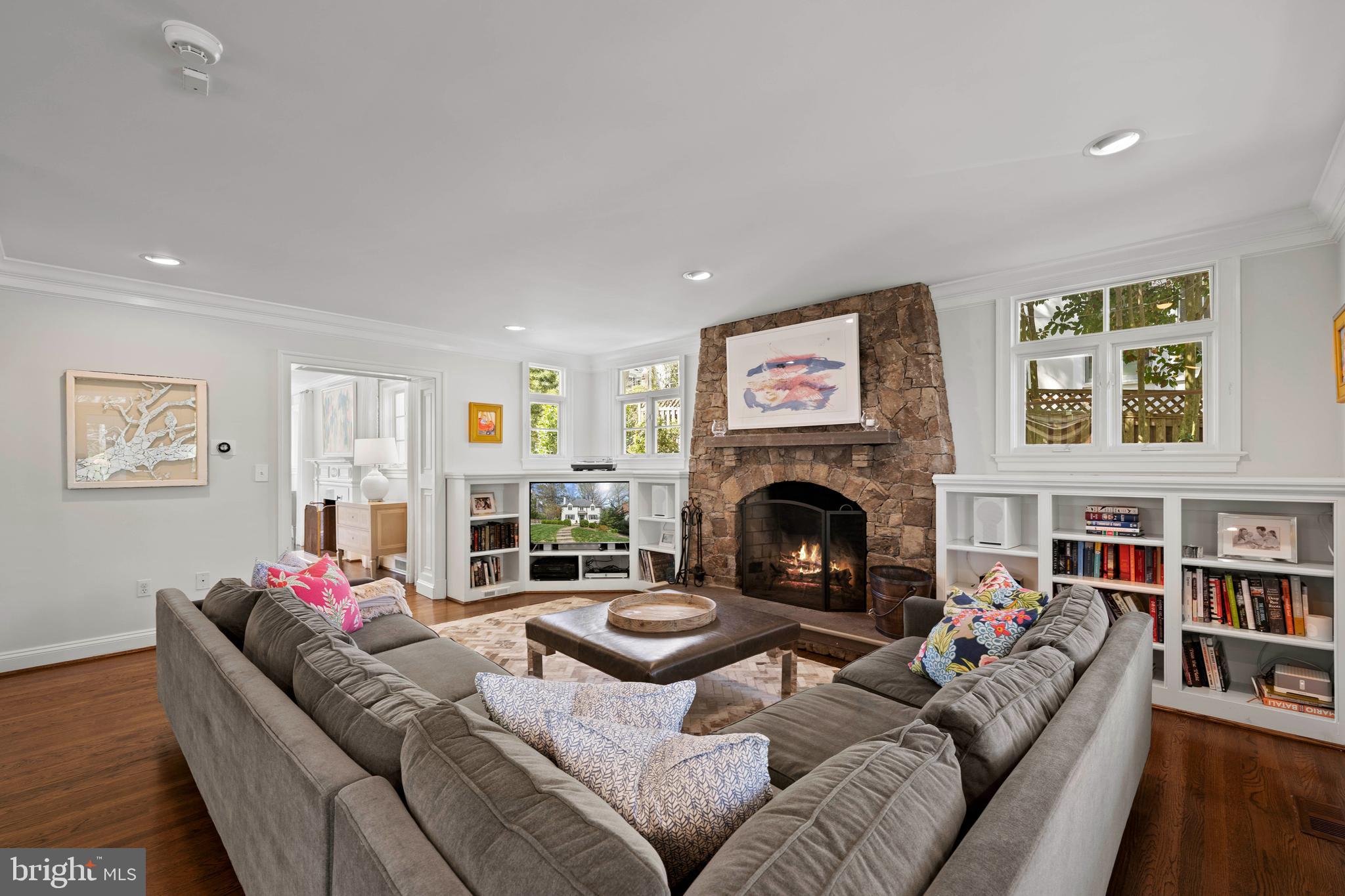 ROLLINGWOOD - Residential