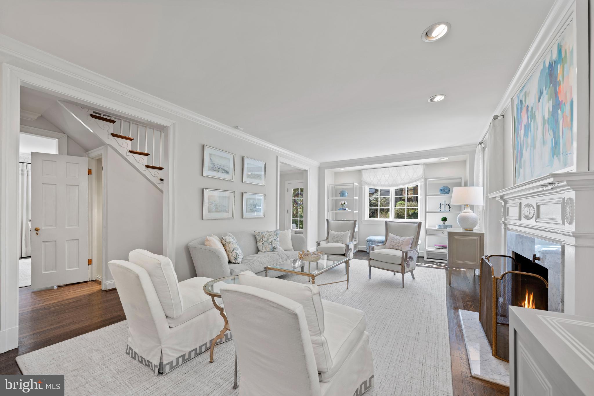 ROLLINGWOOD - Residential