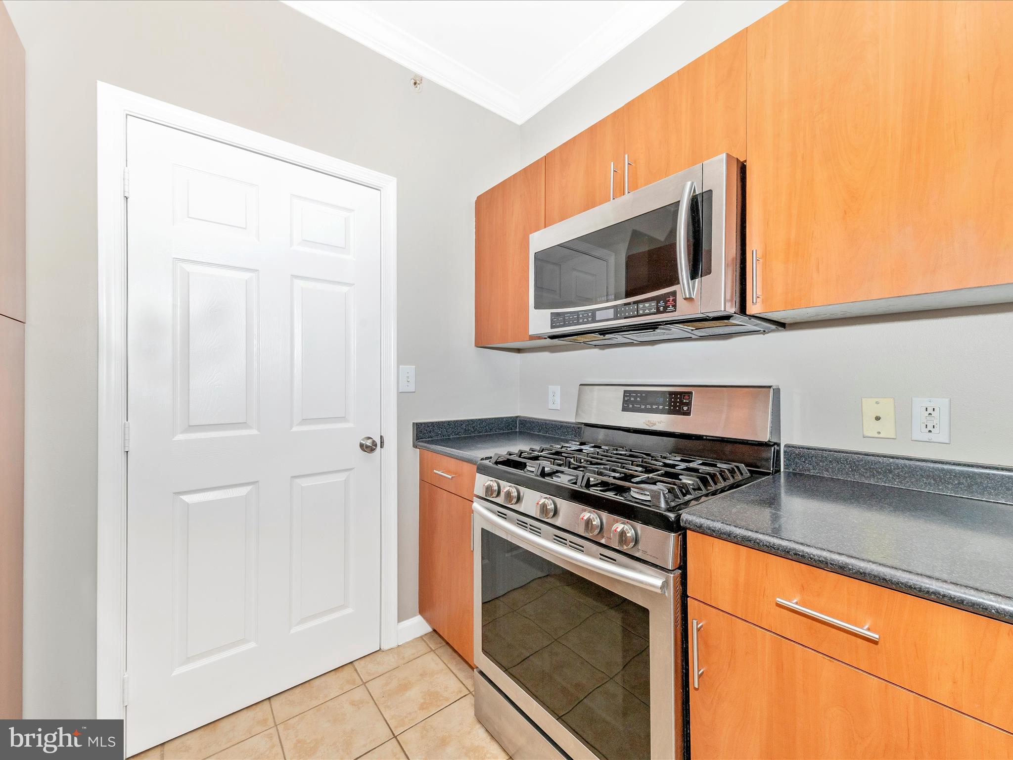 ASHMORE AT GERMANOWN COMMUNITY - Residential