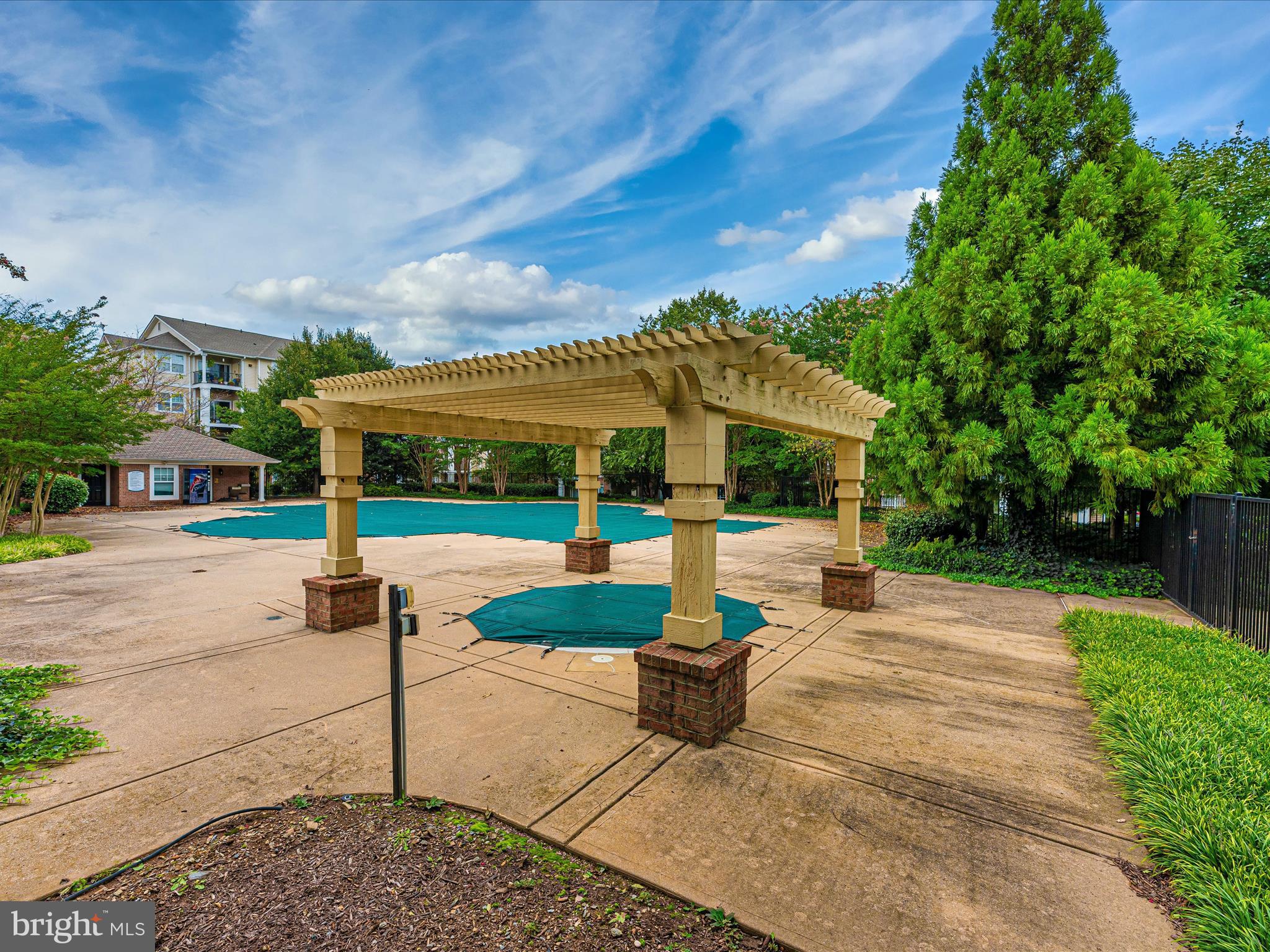 ASHMORE AT GERMANOWN COMMUNITY - Residential