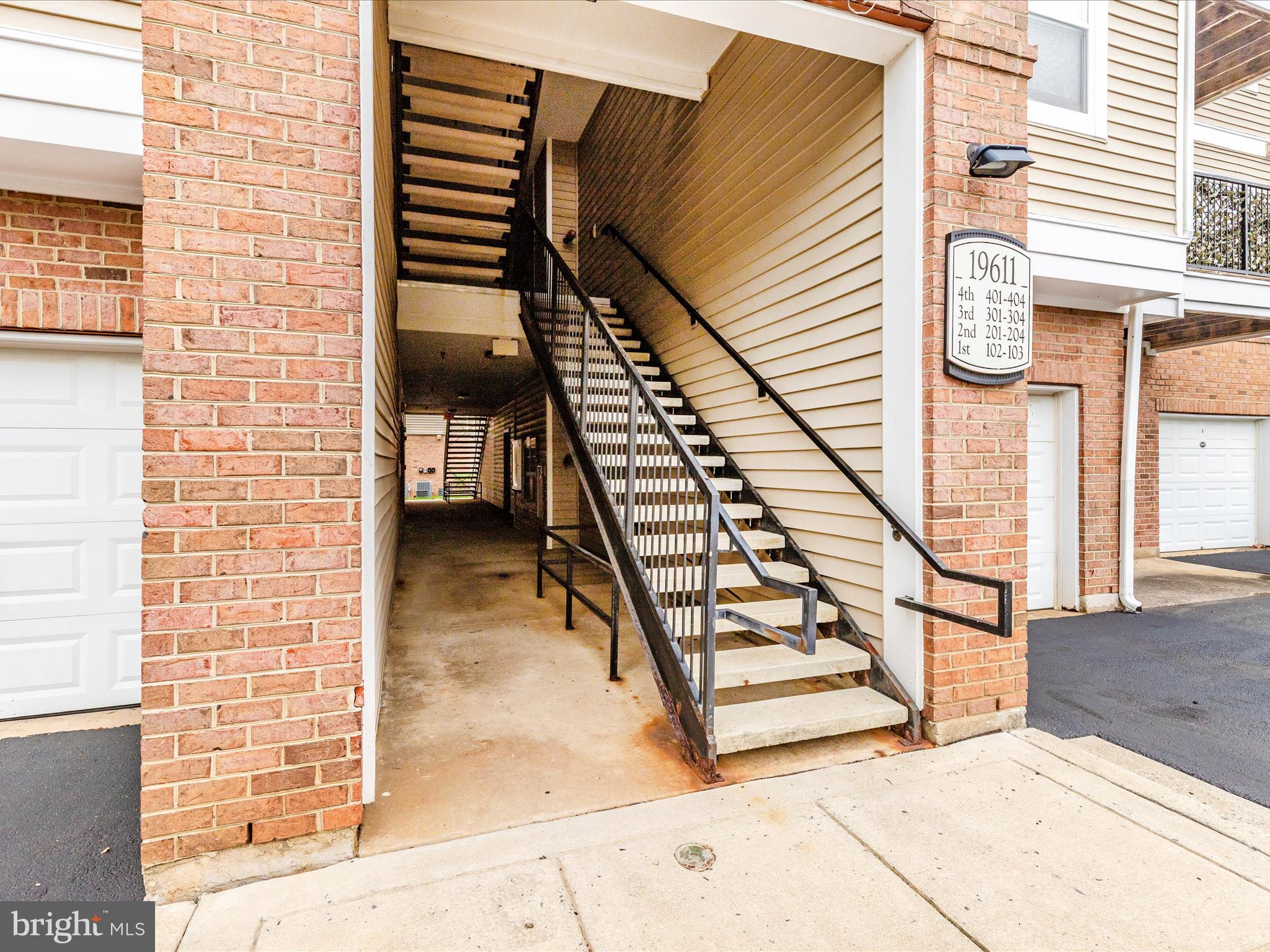 ASHMORE AT GERMANOWN COMMUNITY - Residential