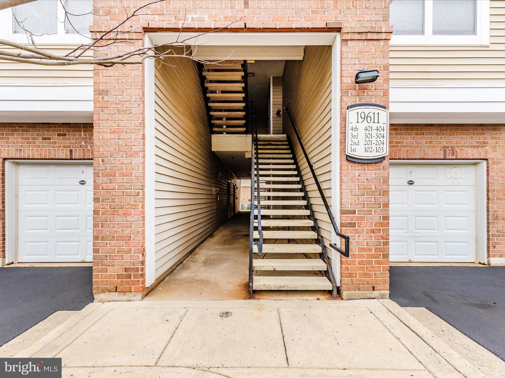 ASHMORE AT GERMANOWN COMMUNITY - Residential