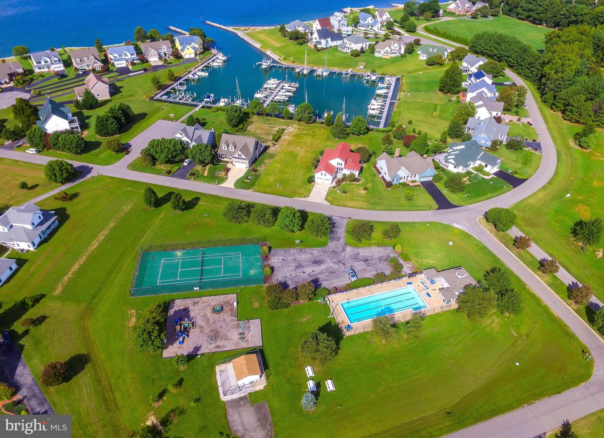 THE LANDINGS AT PINEY POINT - Residential