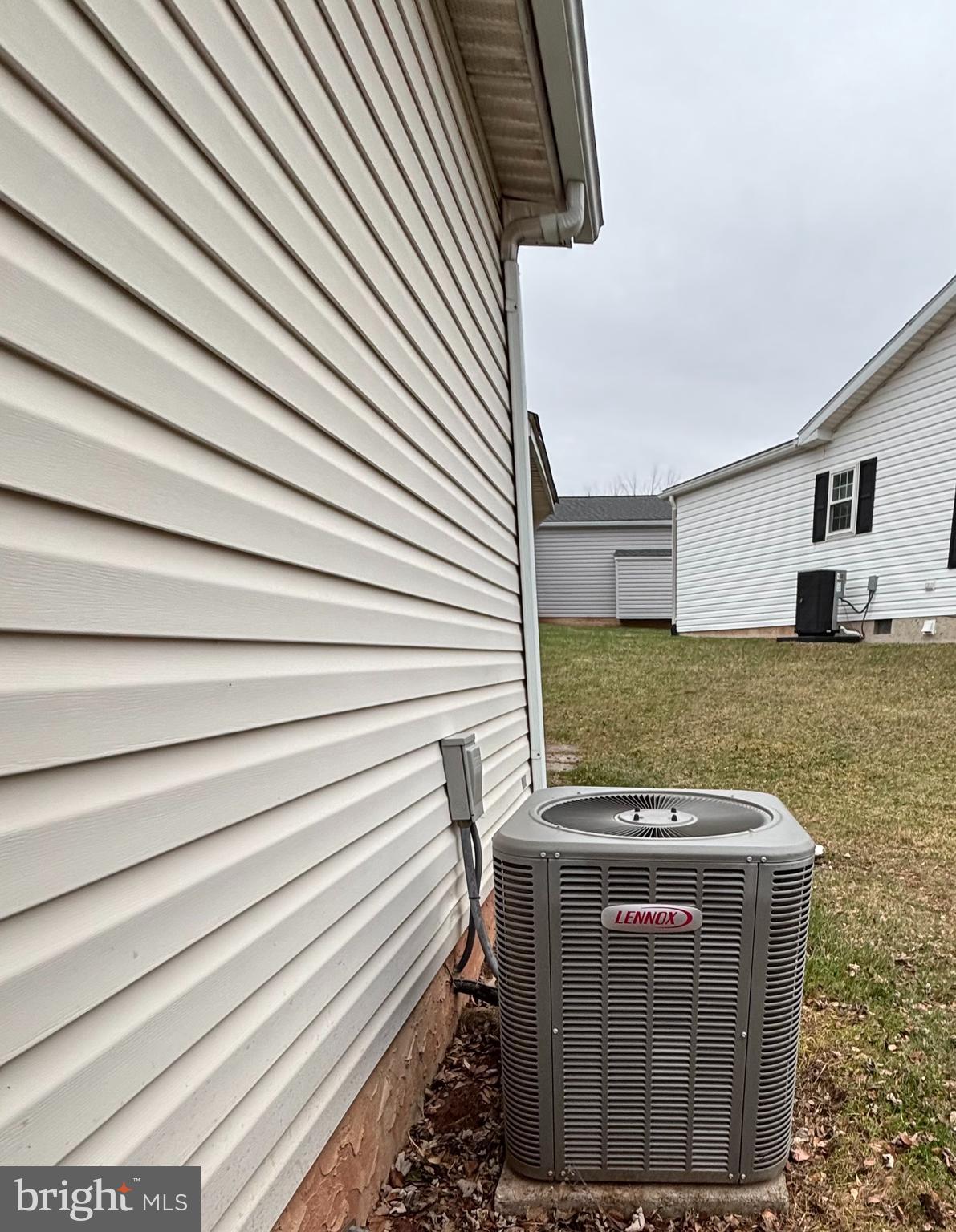 WILLOW RUN - Residential