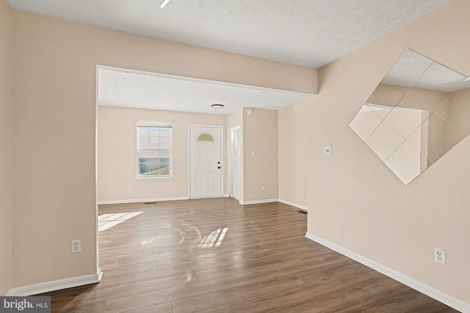 WOODBRIDGE - Residential