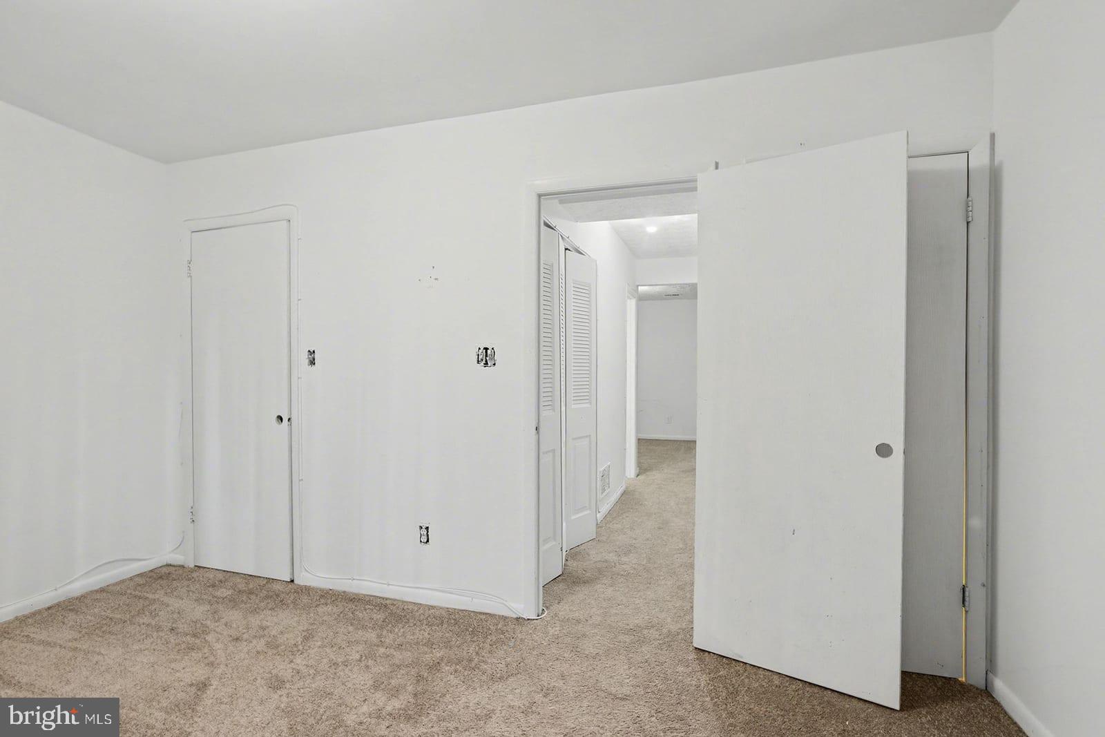 WOODBRIDGE - Residential