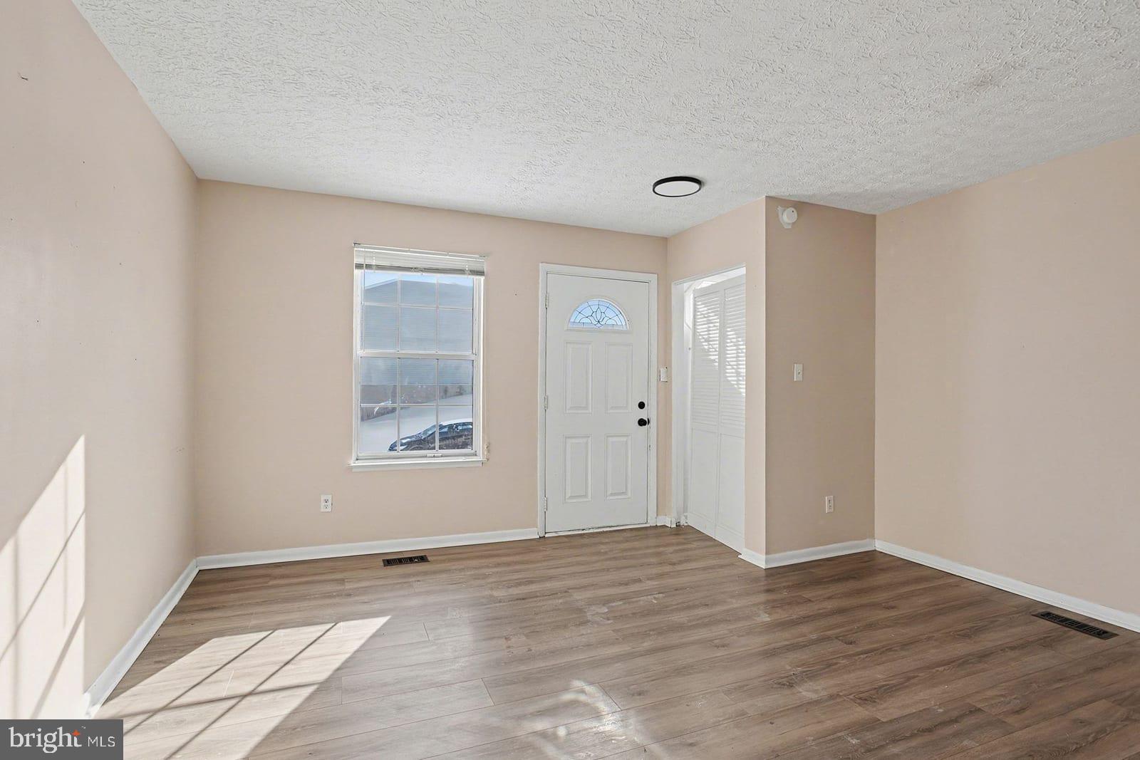 WOODBRIDGE - Residential