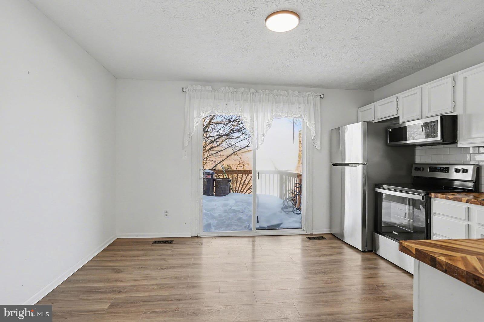 WOODBRIDGE - Residential