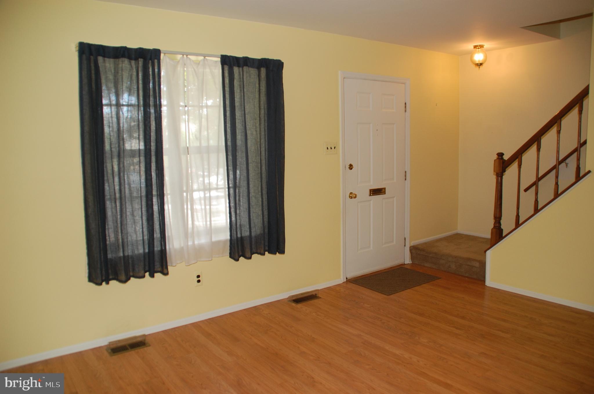 404 FRANKLIN COURT
