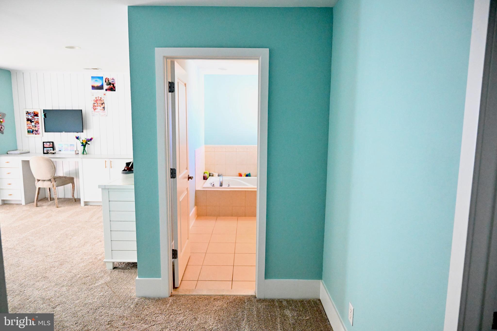 GLEN RIDDLE - Residential