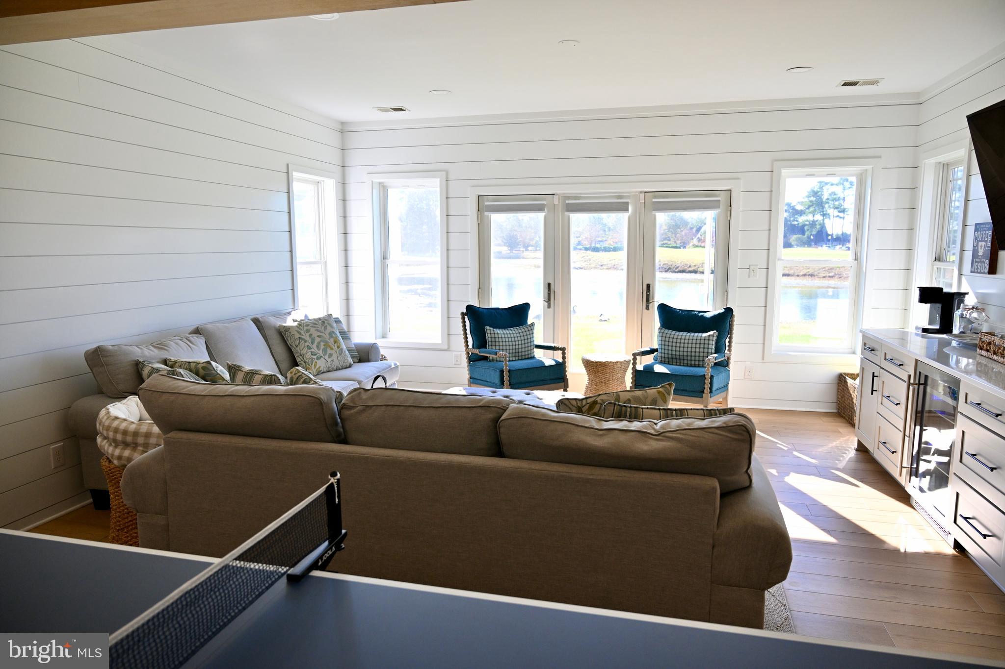 GLEN RIDDLE - Residential