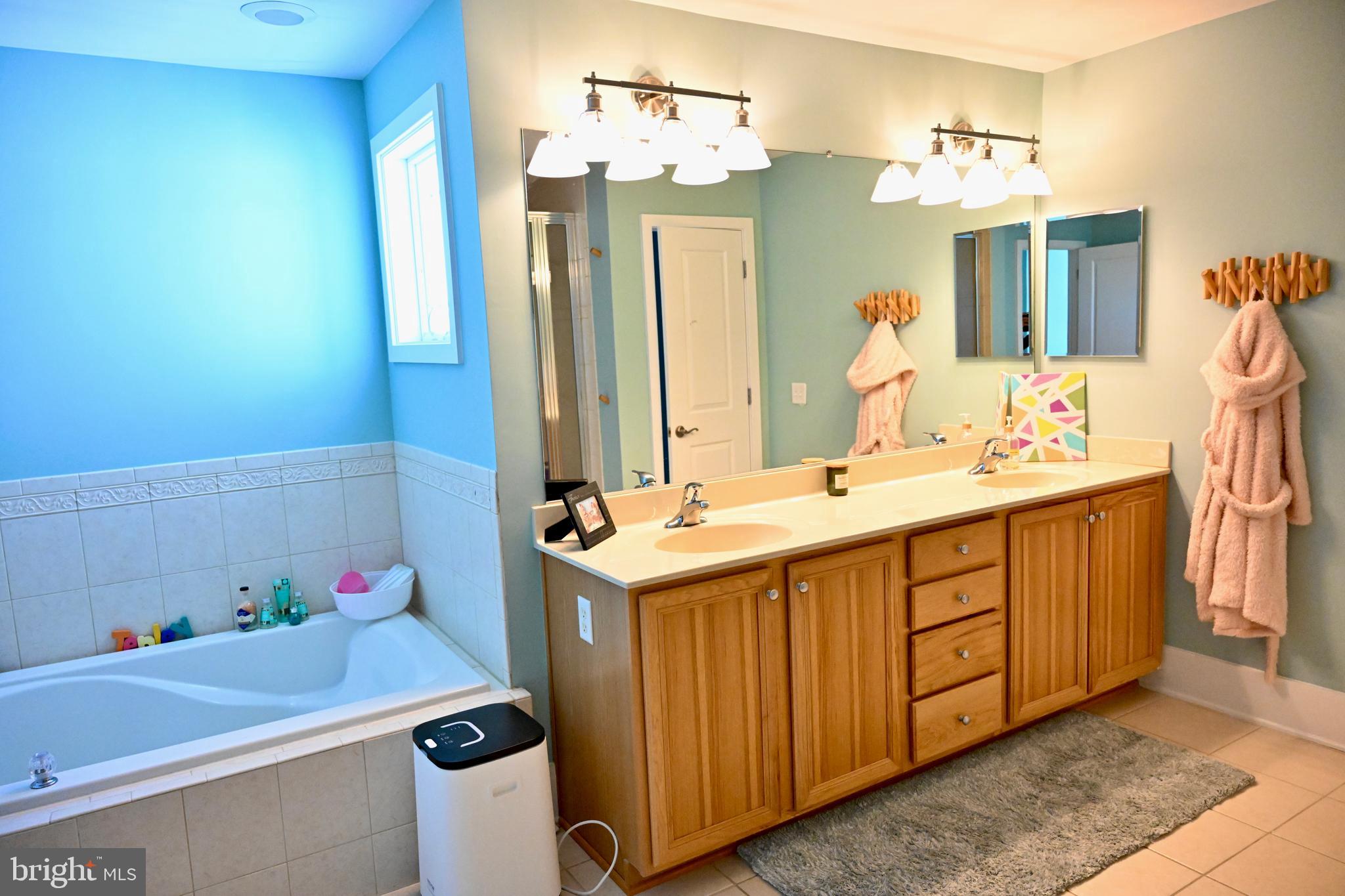 GLEN RIDDLE - Residential